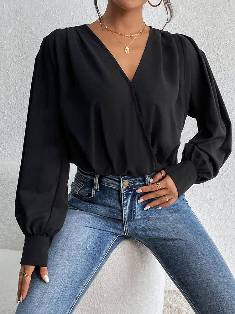 Simple long-sleeved V-neck jumpsuit