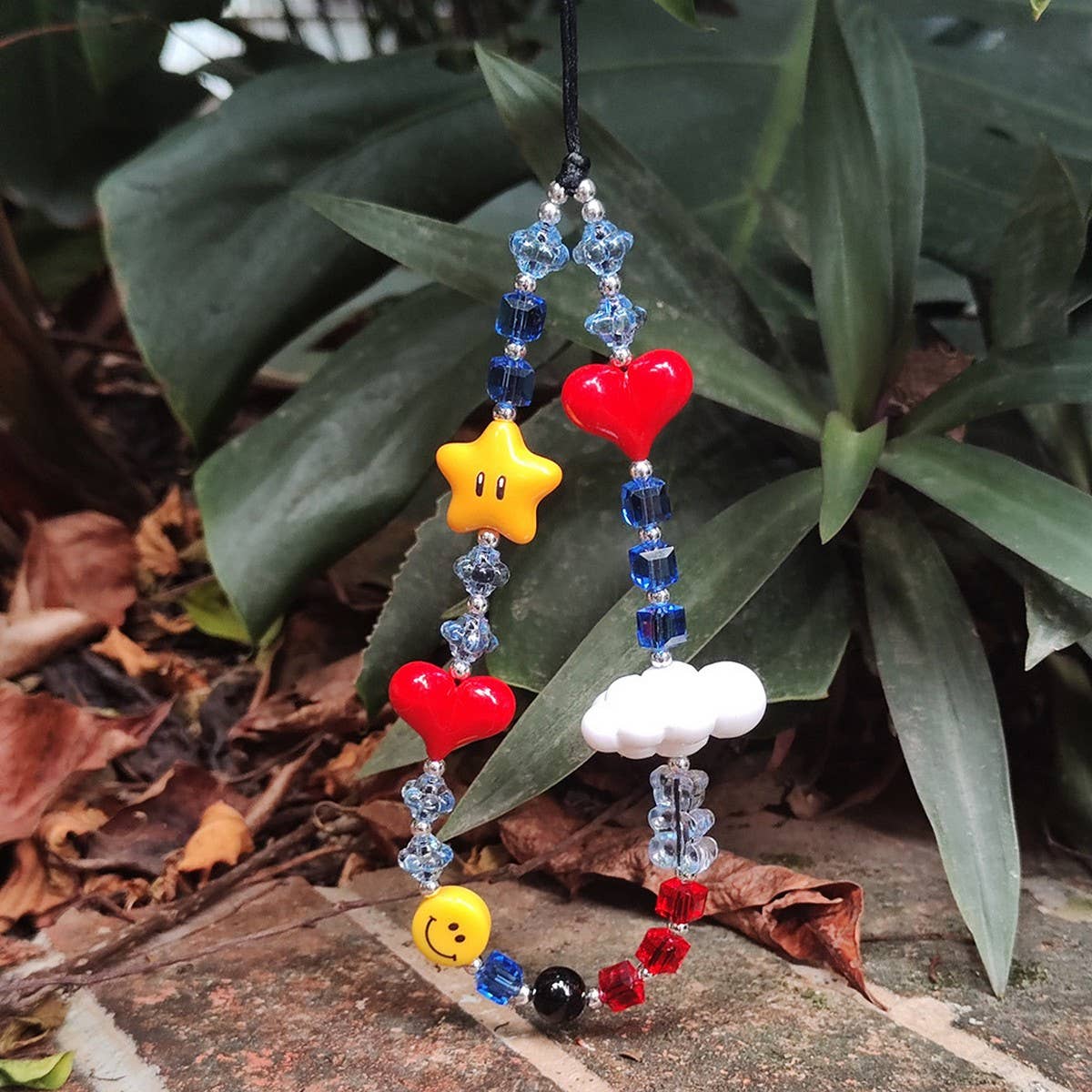 CWMM8708_SIMPLE HANDMADE BEADED HEART MOBILE PHONE STRAP