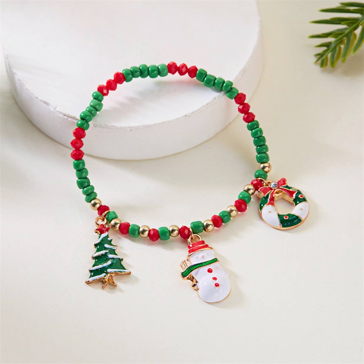 CHRISTMAS CANE PENDANT RICE BEAD BRACELET