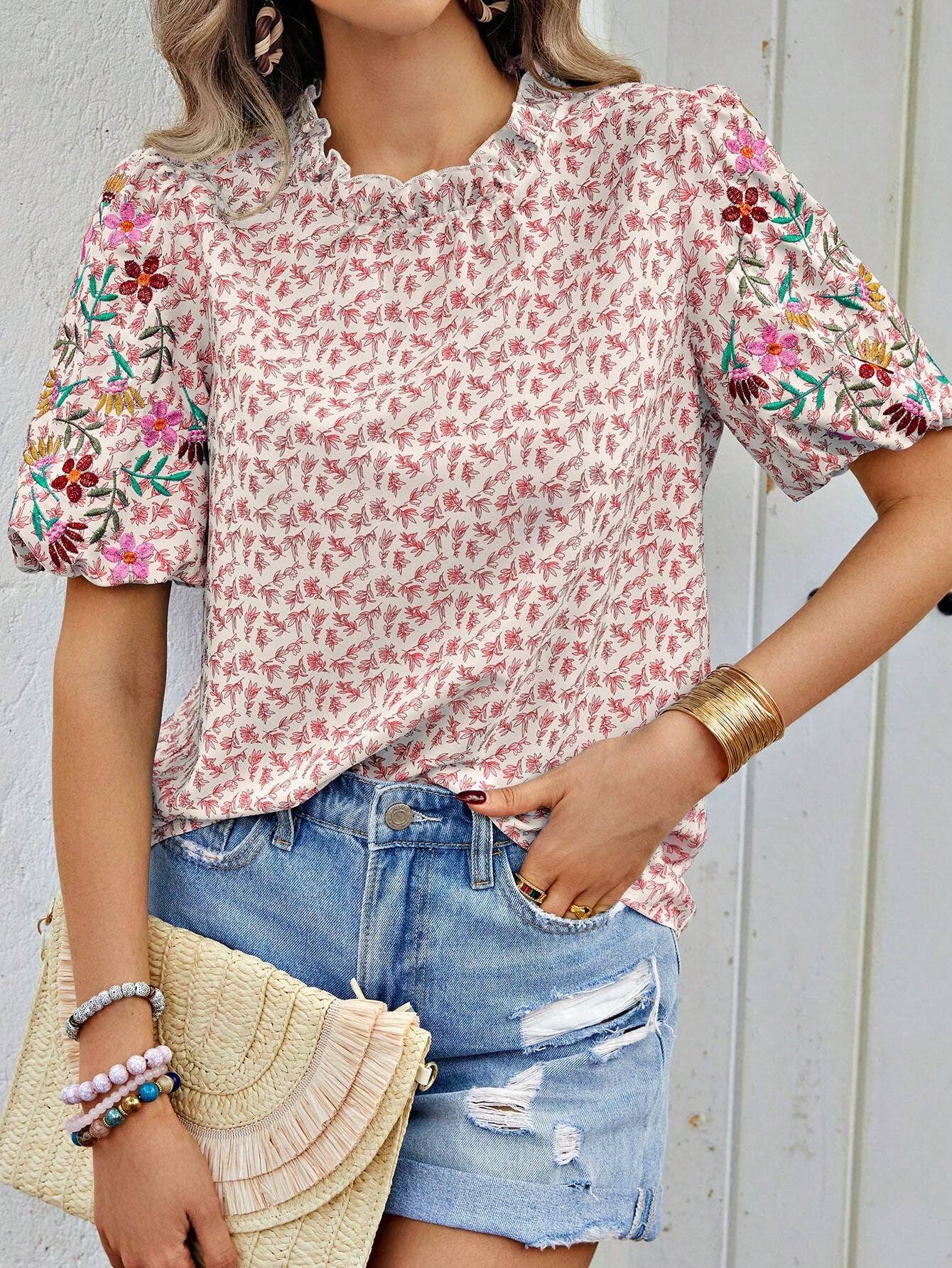 EMBROIDERED PRINTED TURTLENECK BLOUSE