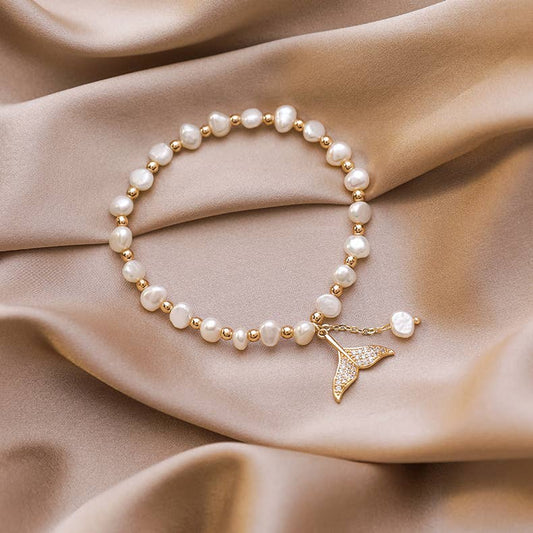 Simple sweet and round freshwater pearl bracelet