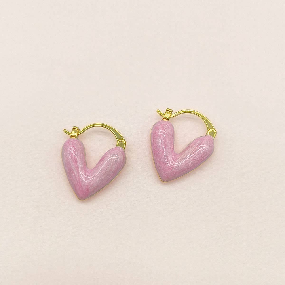 HEART DECOR HOOP EARRINGS