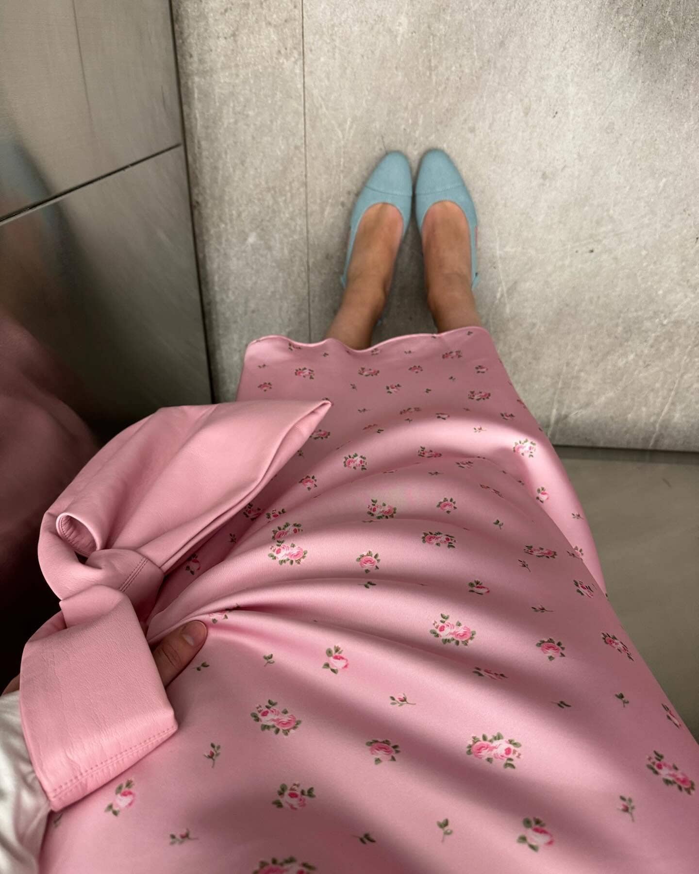 High-waisted skirt with tweed print and a drape