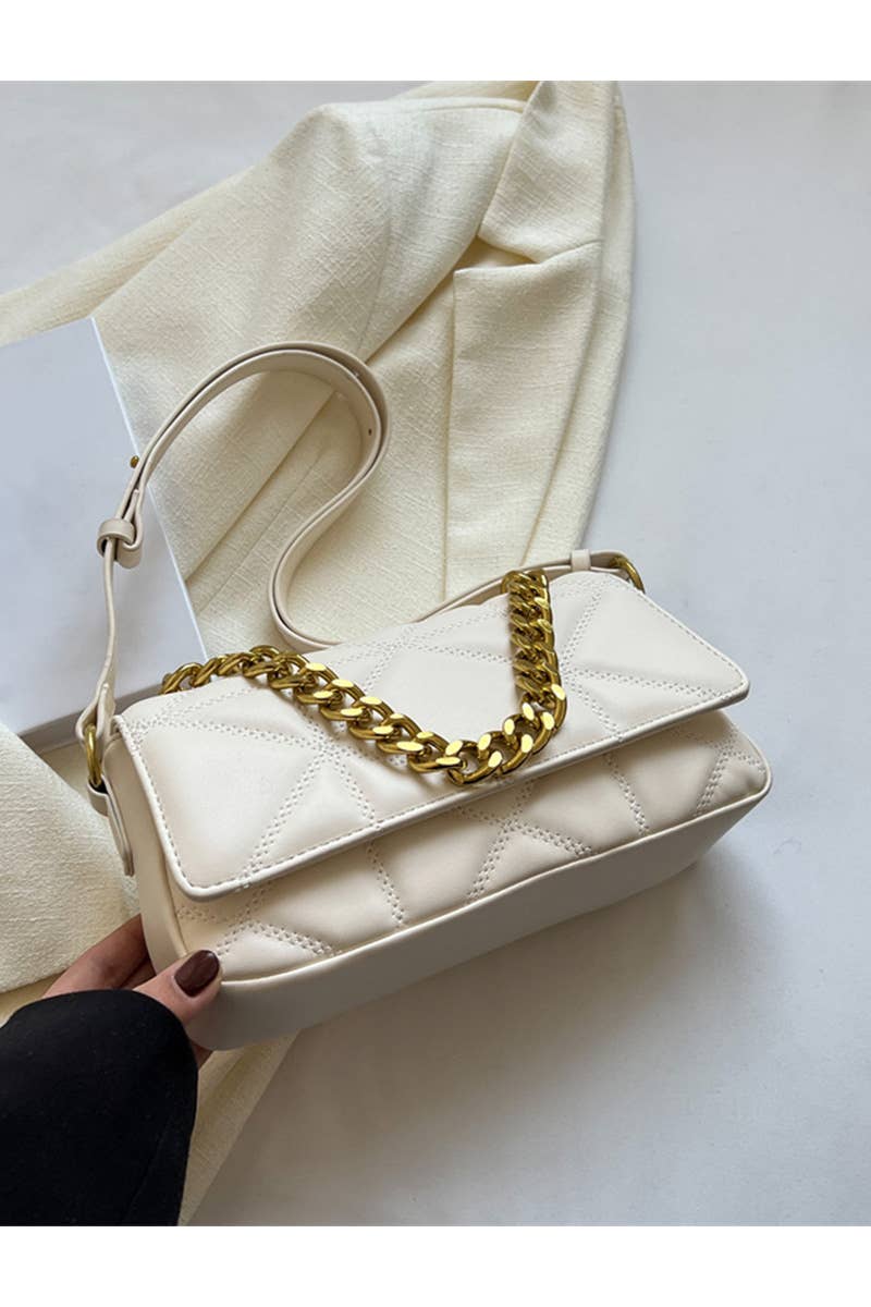 QUILTED ZIPPER CHAIN POINT CROSS BODY BAG_CWAB0526