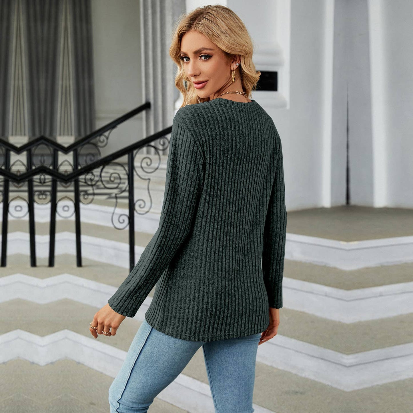 LONG SLEEVE CREW-NECK TULIP HEM KNIT BASE