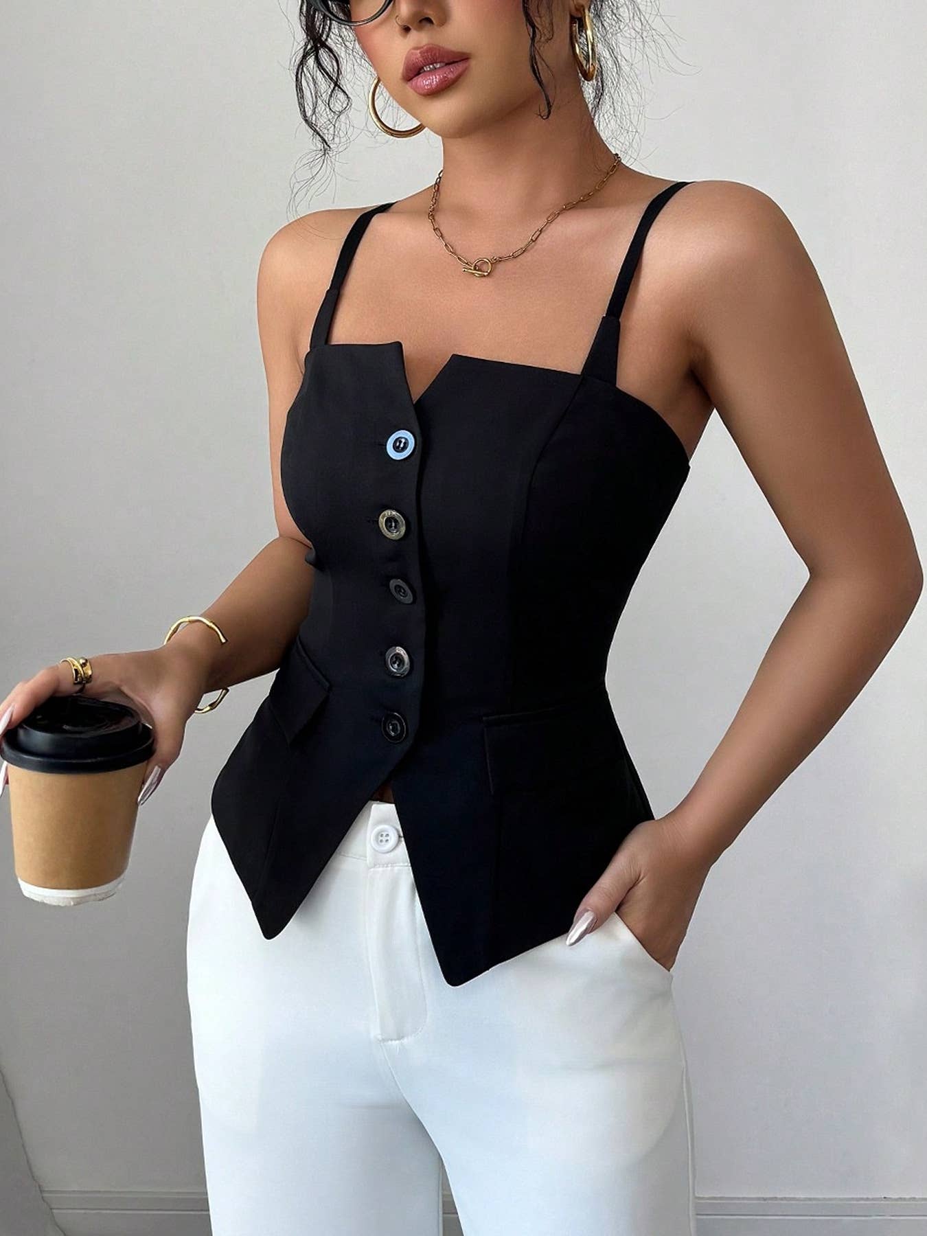 Slimming and form-fitting waistcoat  halter top