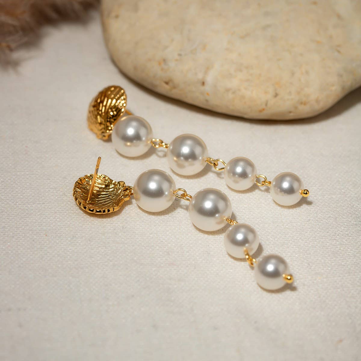 ELEGANT SHELL PEARL TASSEL EARRINGS