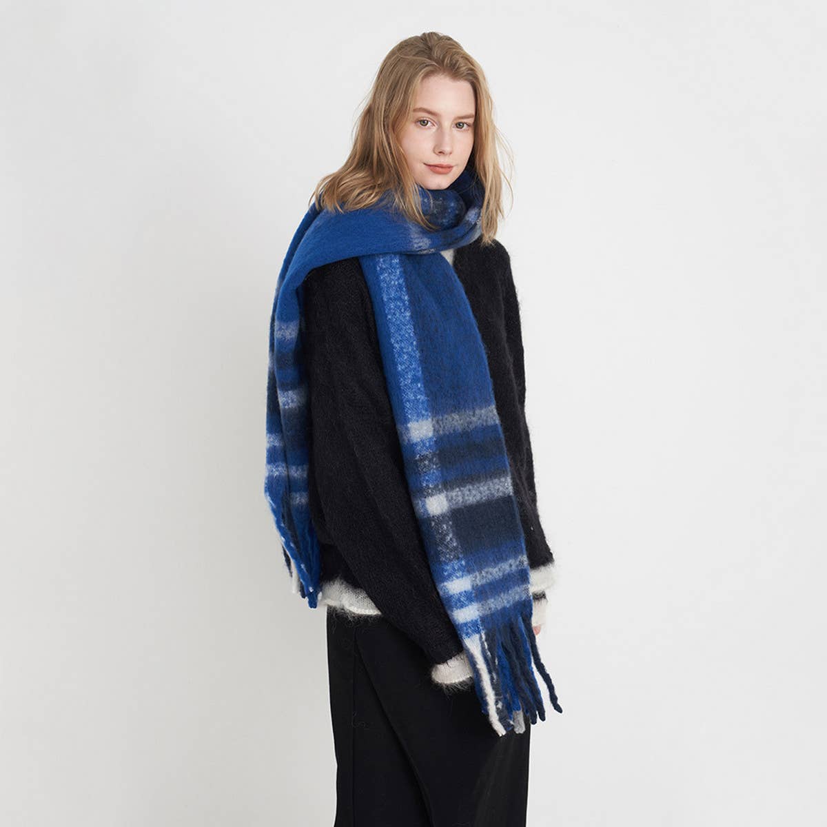 French Retro Plaid Scarf - Winter Tassel Wrap