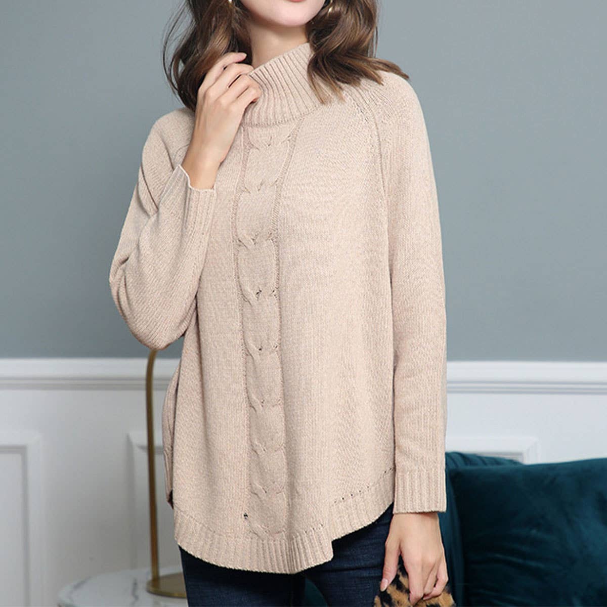 BAT-SLEEVED TURTLENECK TWISTED KNIT SWEATER