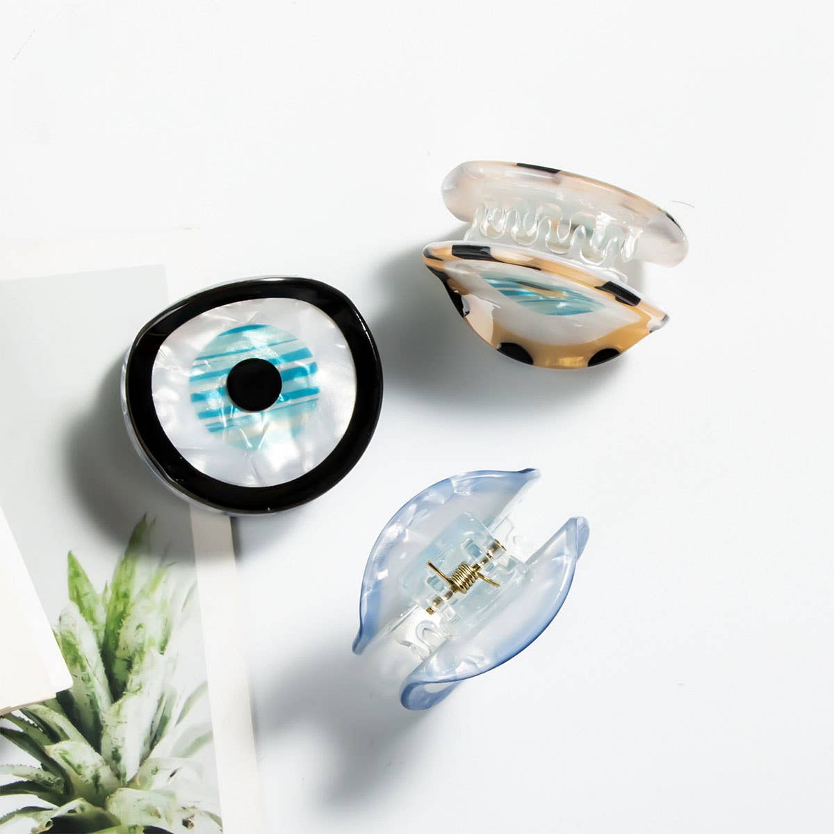 Evil Eye Acetate Hair Claw - Creative & Elegant_CWAHA0309