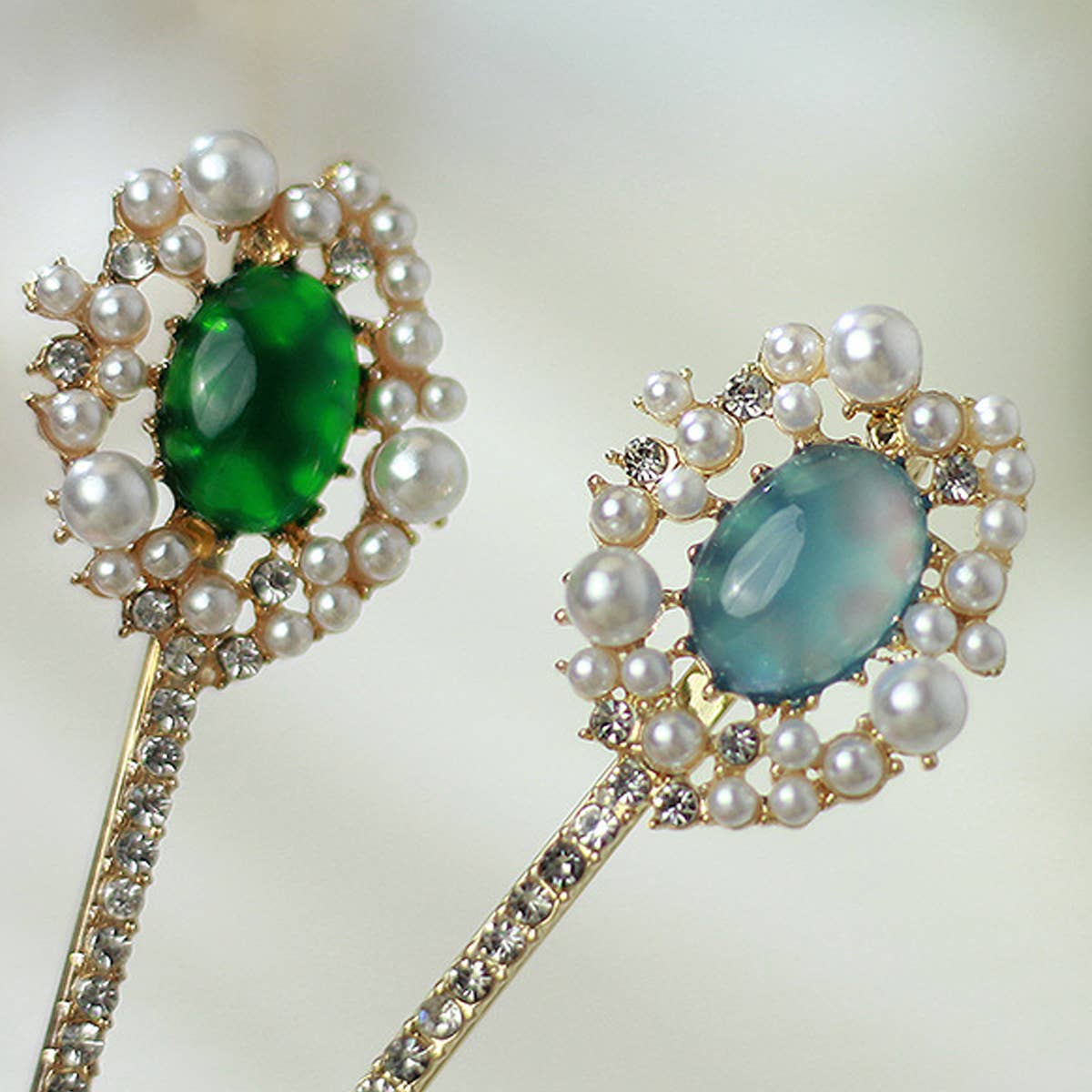 RETRO SIDE EXQUISITE RHINESTONE LEAF HAIR CLIP_CWAHA1225