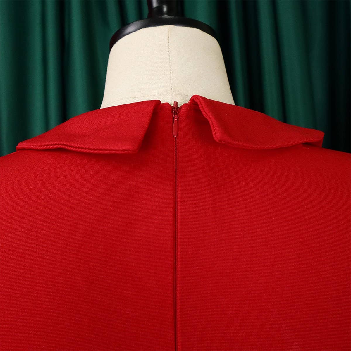 MESH AND PLEATED COMMUTER PLUS SIZE DRESS