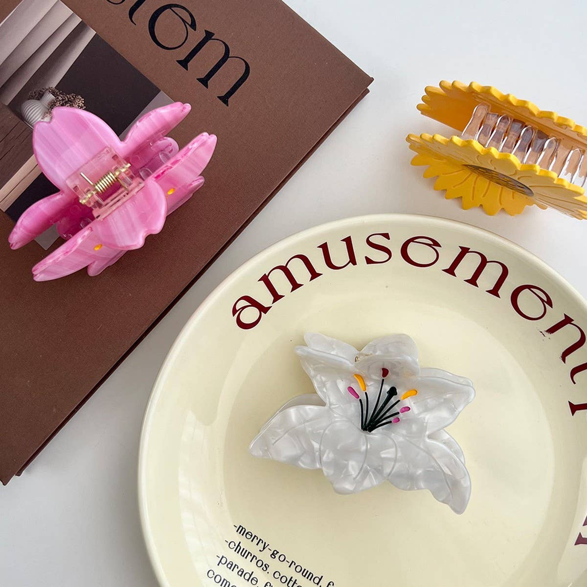 Daisy Acetate Hair Claw, Sweet Sunflower Bun Clip