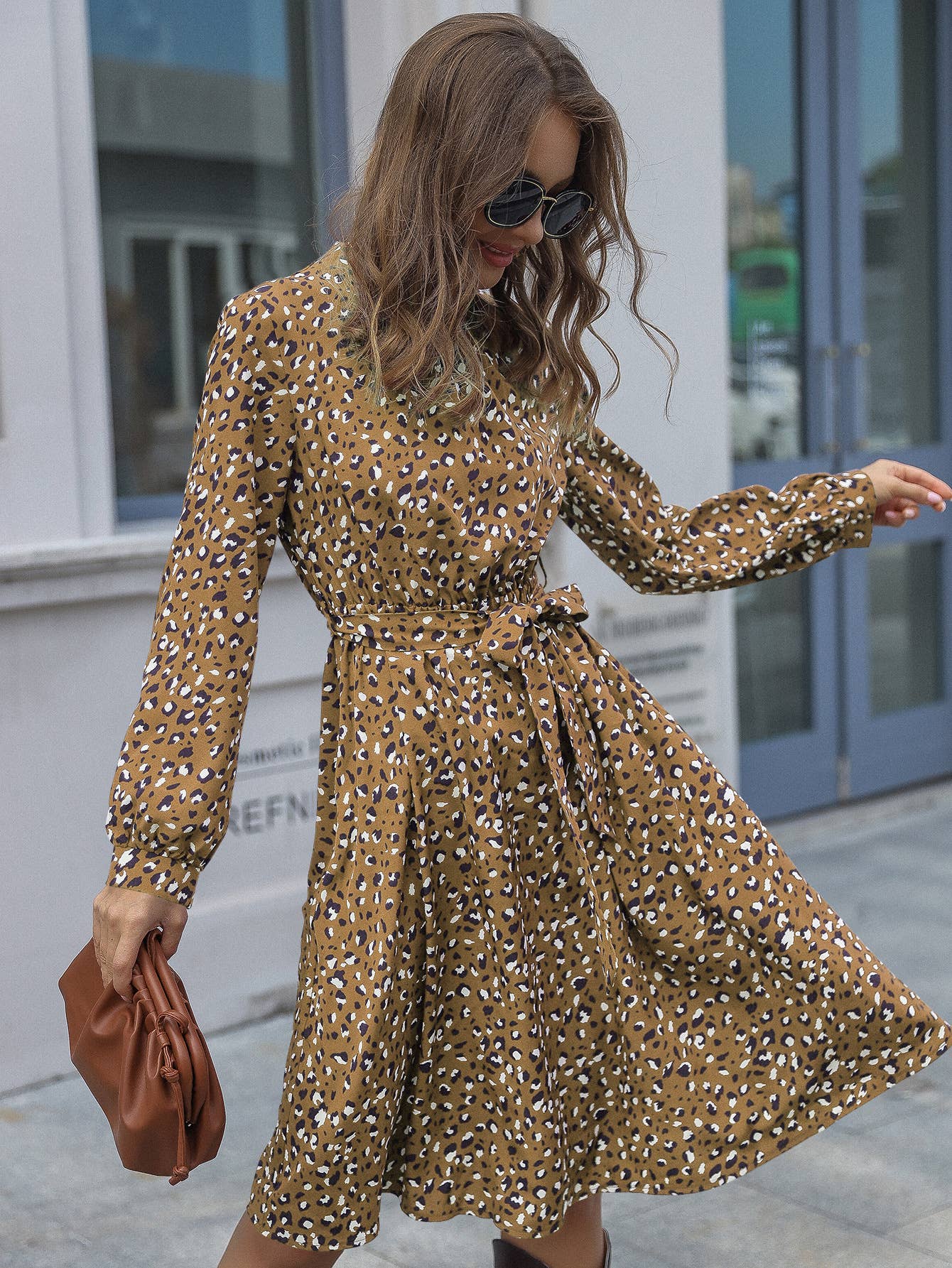 TEMPERAMENT DESIGN SENSE OF MID-STYLE DRESS