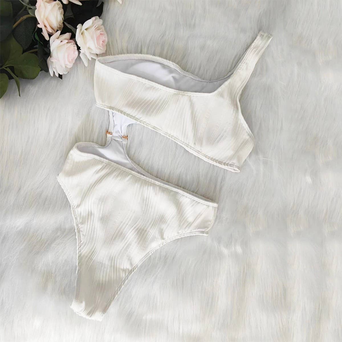 SOLID COLOR ONE SHOULDER SEXY ONE PIECE SWIMSUIT_CWMW0159