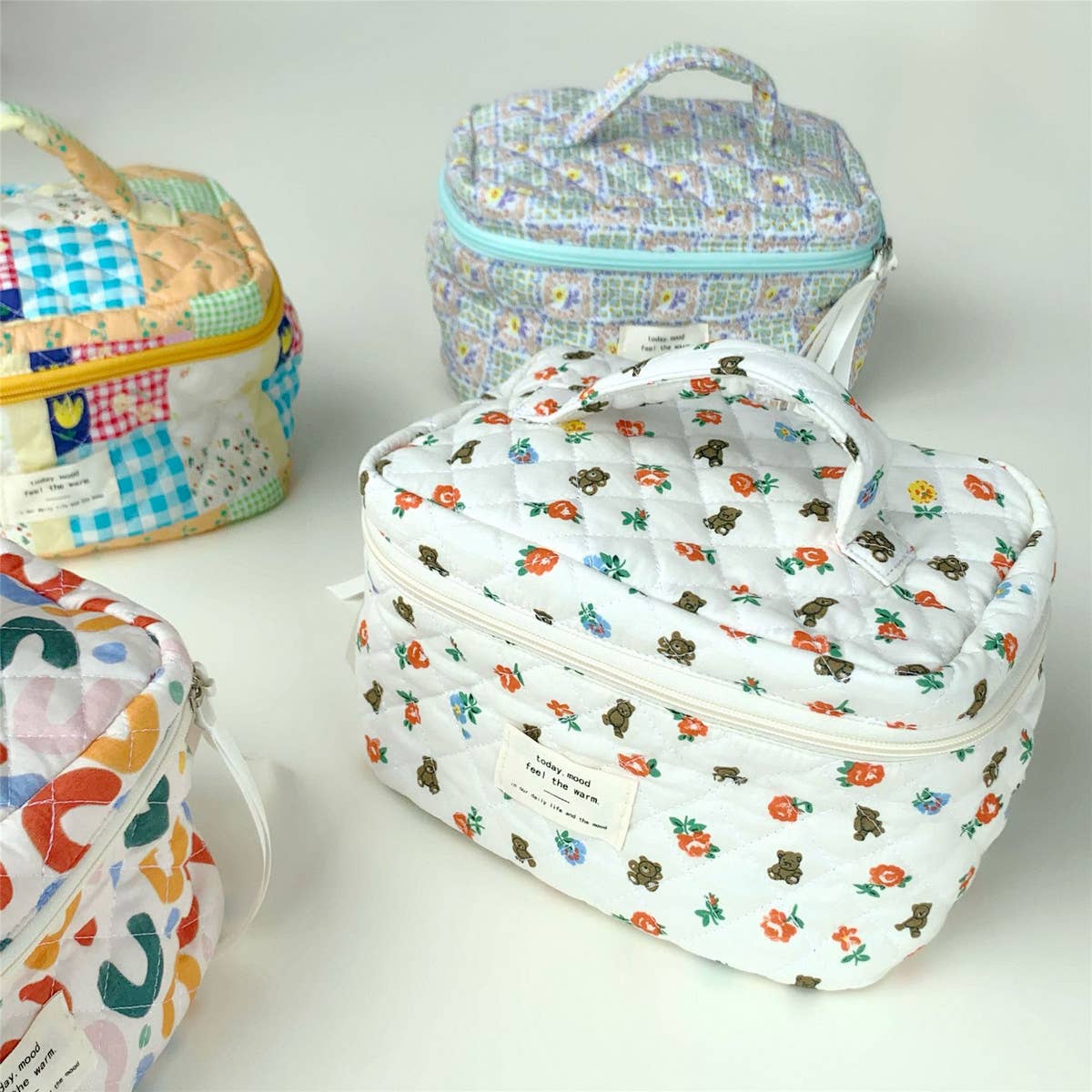 SIMPLE AND LOVELY CANVAS COSMETIC BAG_CWAB1041