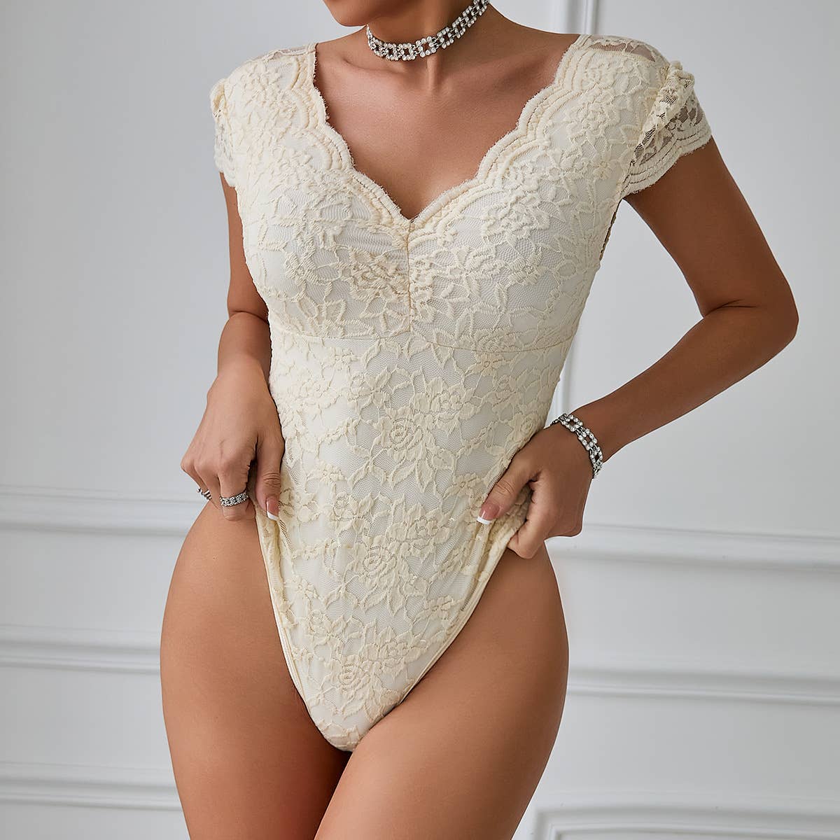 SOLID COLOR LACE SEE-THROUGH DEEP VBACKLESSJUMPSUIT_CWMM4629