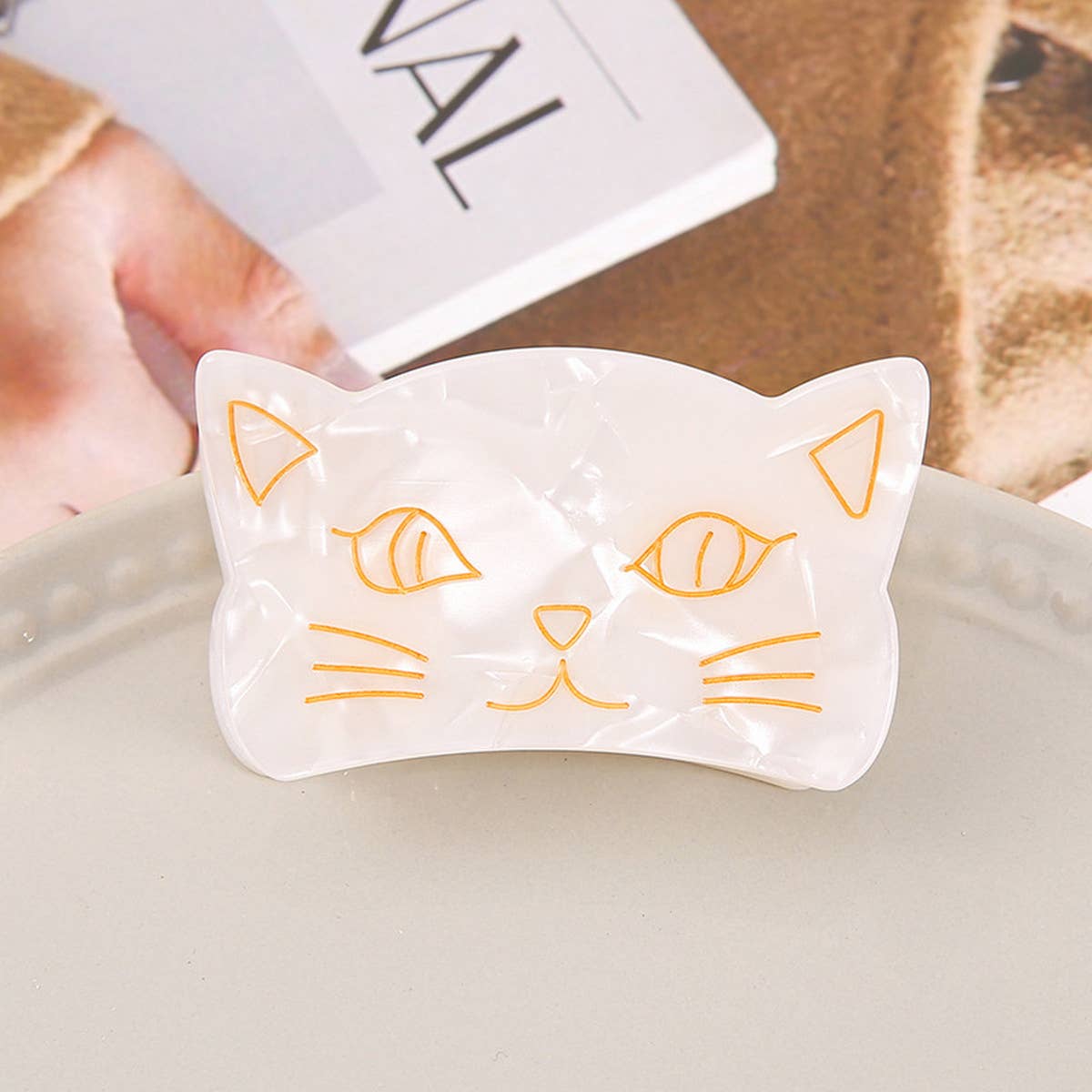 Acrylic Medium Cat Hair Claw Clip for Bangs_CWAHA0992