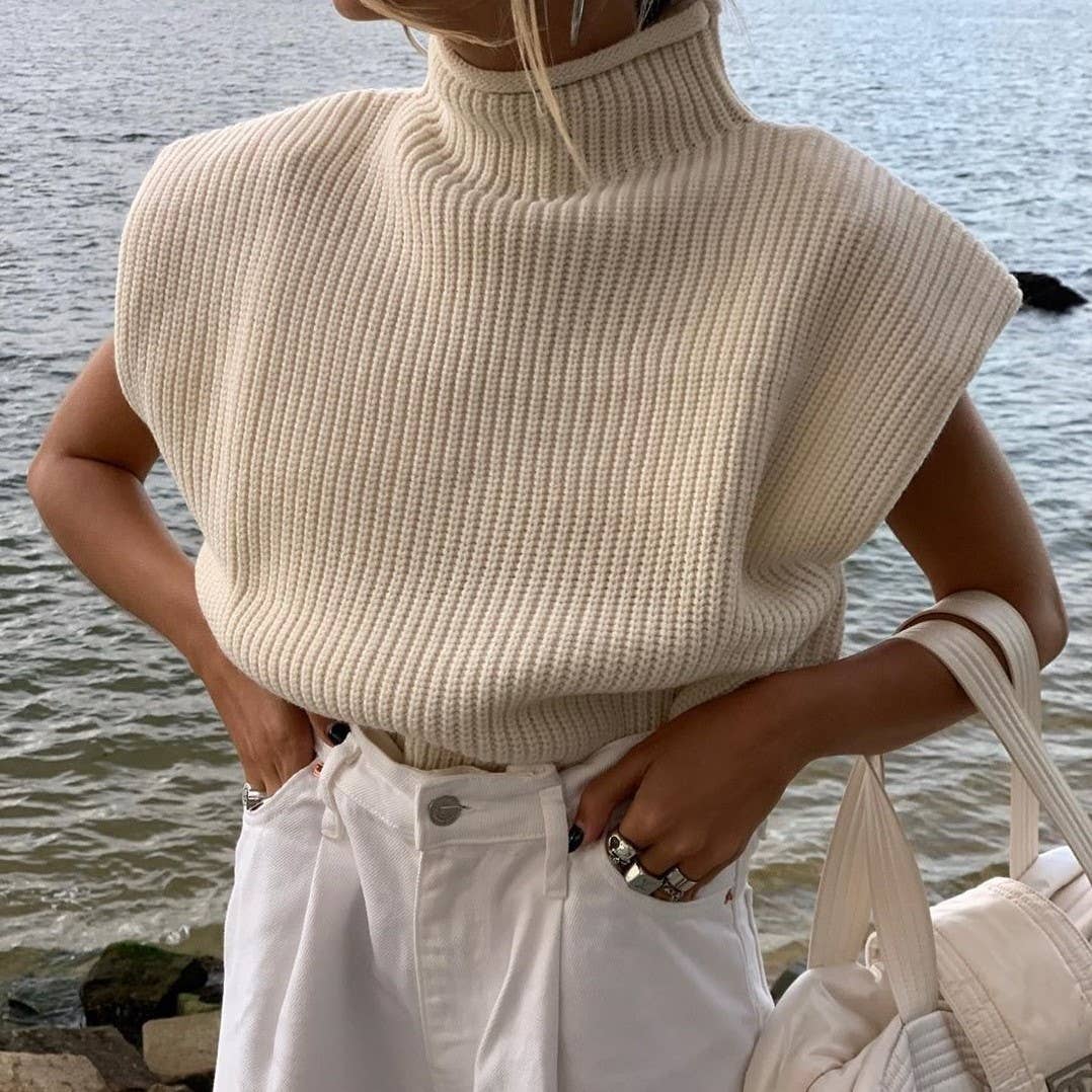 SOLID SLEEVELESS TURTLENECK SHOULDER PAD SWEATER