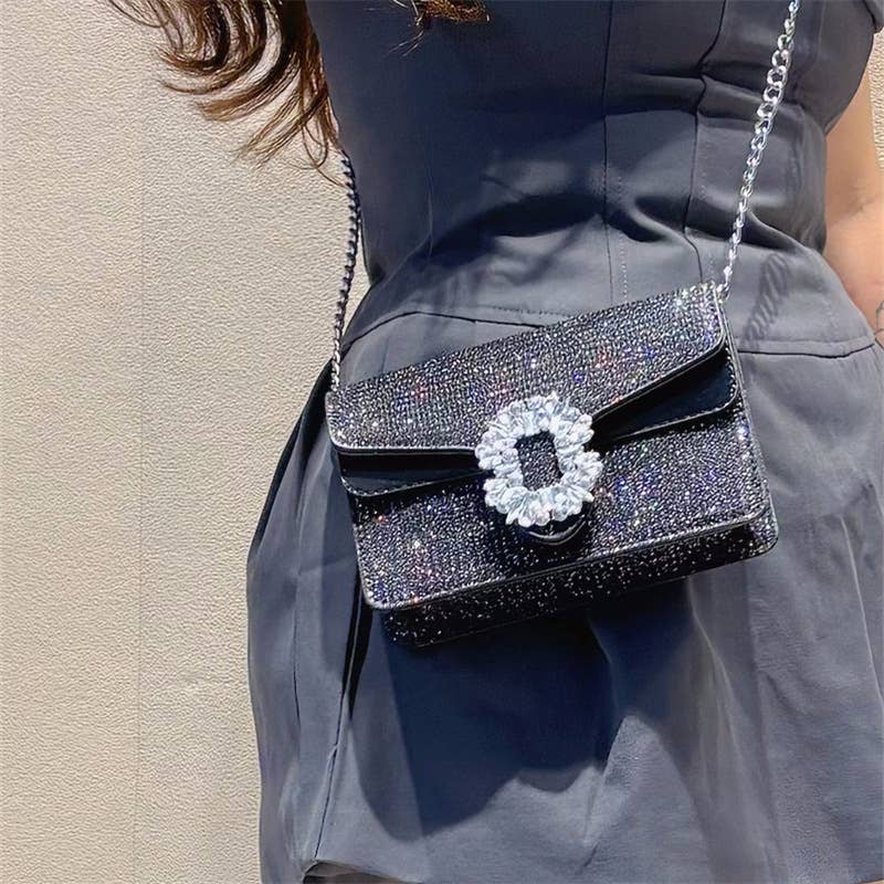 Trendy diamond-encrusted chain square bag