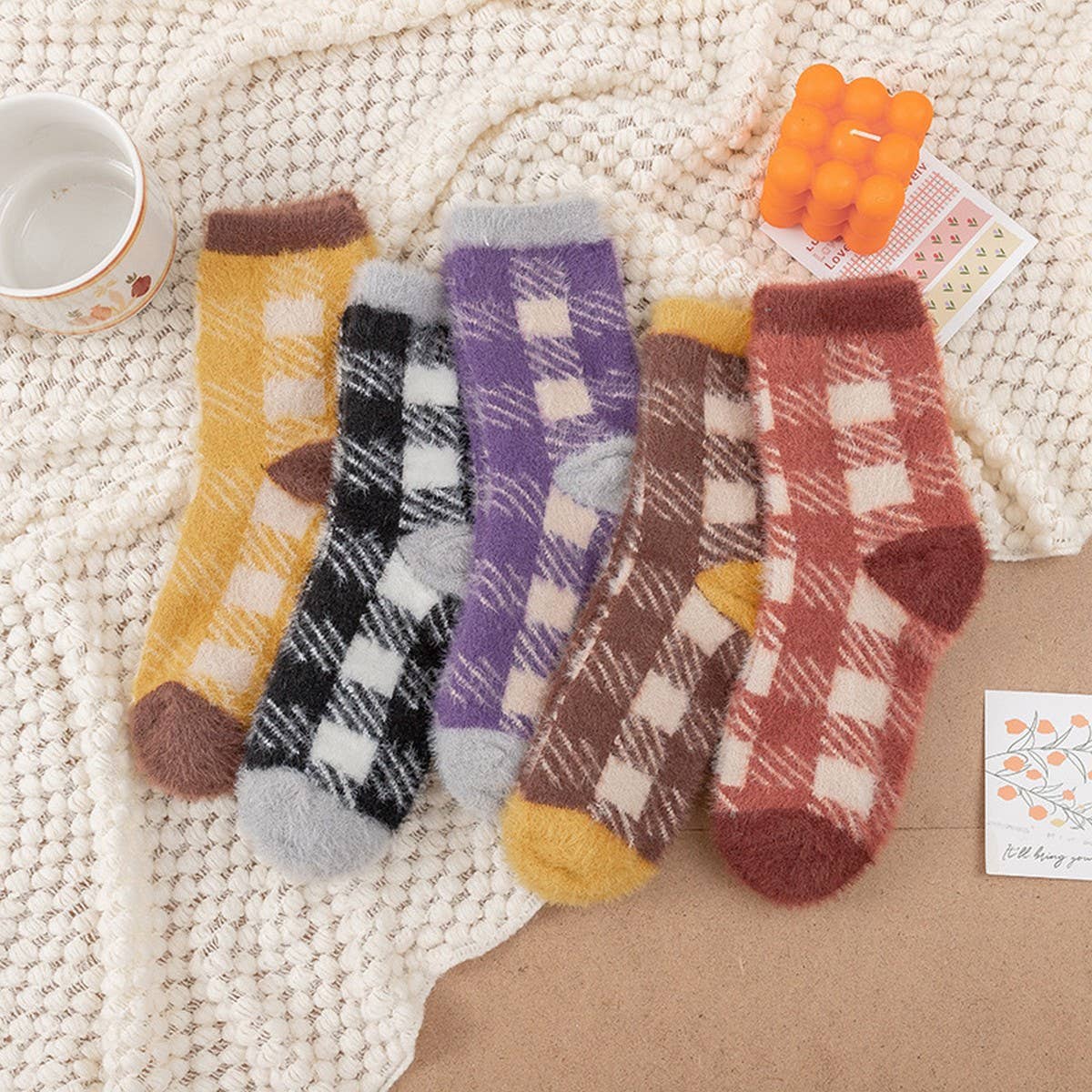 MID-TUBE WINTER WARM PLUSH SLEEPING SOCKS