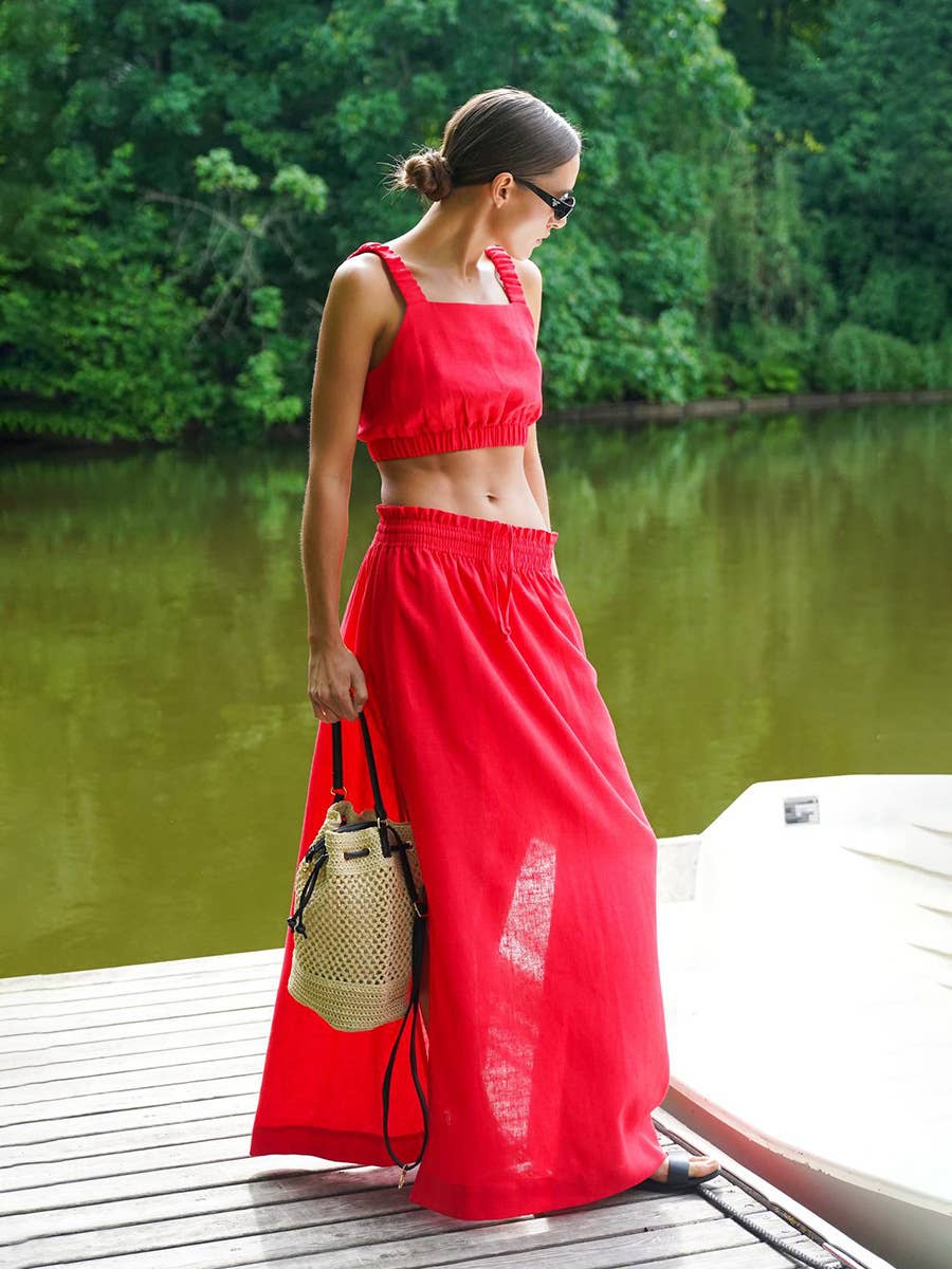 A cotton and linen two-piece halter skirt