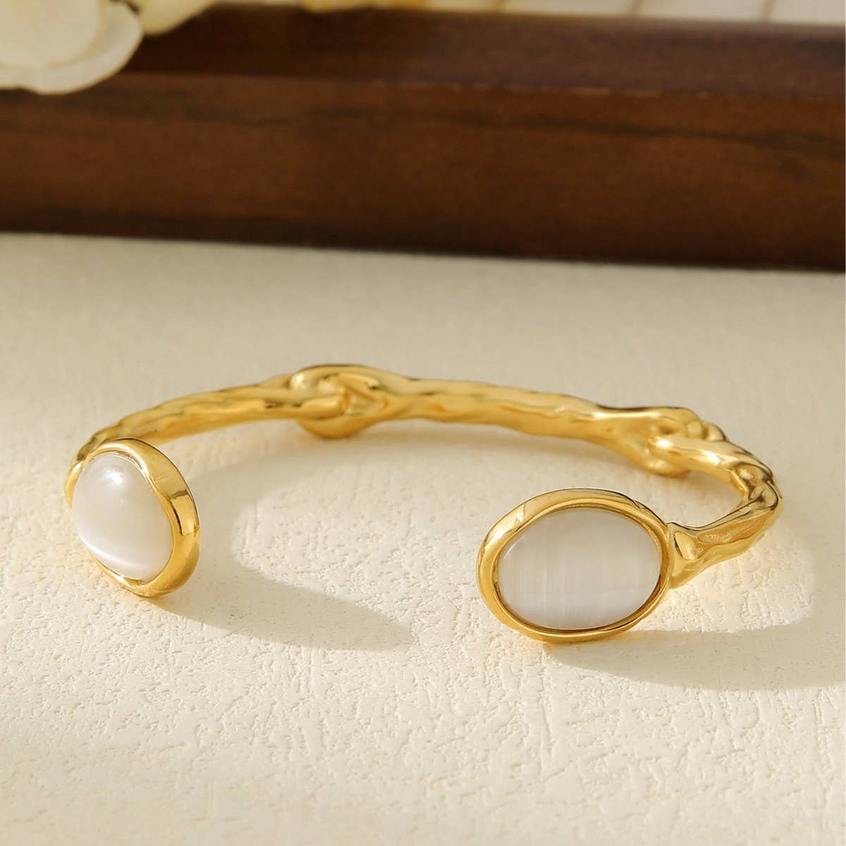 IRREGULAR RETRO SIMPLE EMBEDDED BRACELET