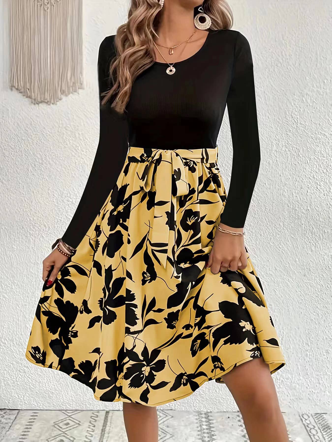 PRINTED SKIRT CREW NECK STRAPPY DRESS
