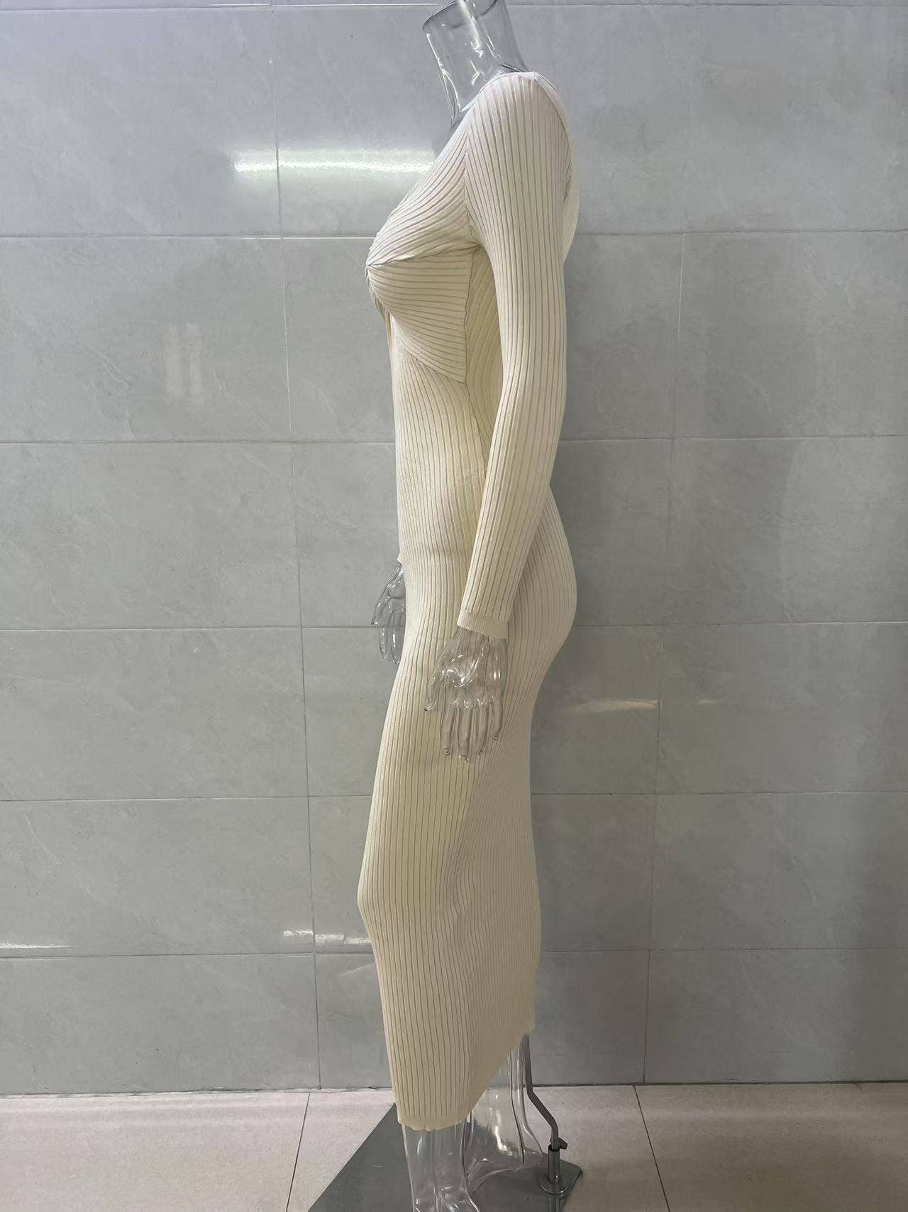 Pleated chests solid-color long-sleeved dress