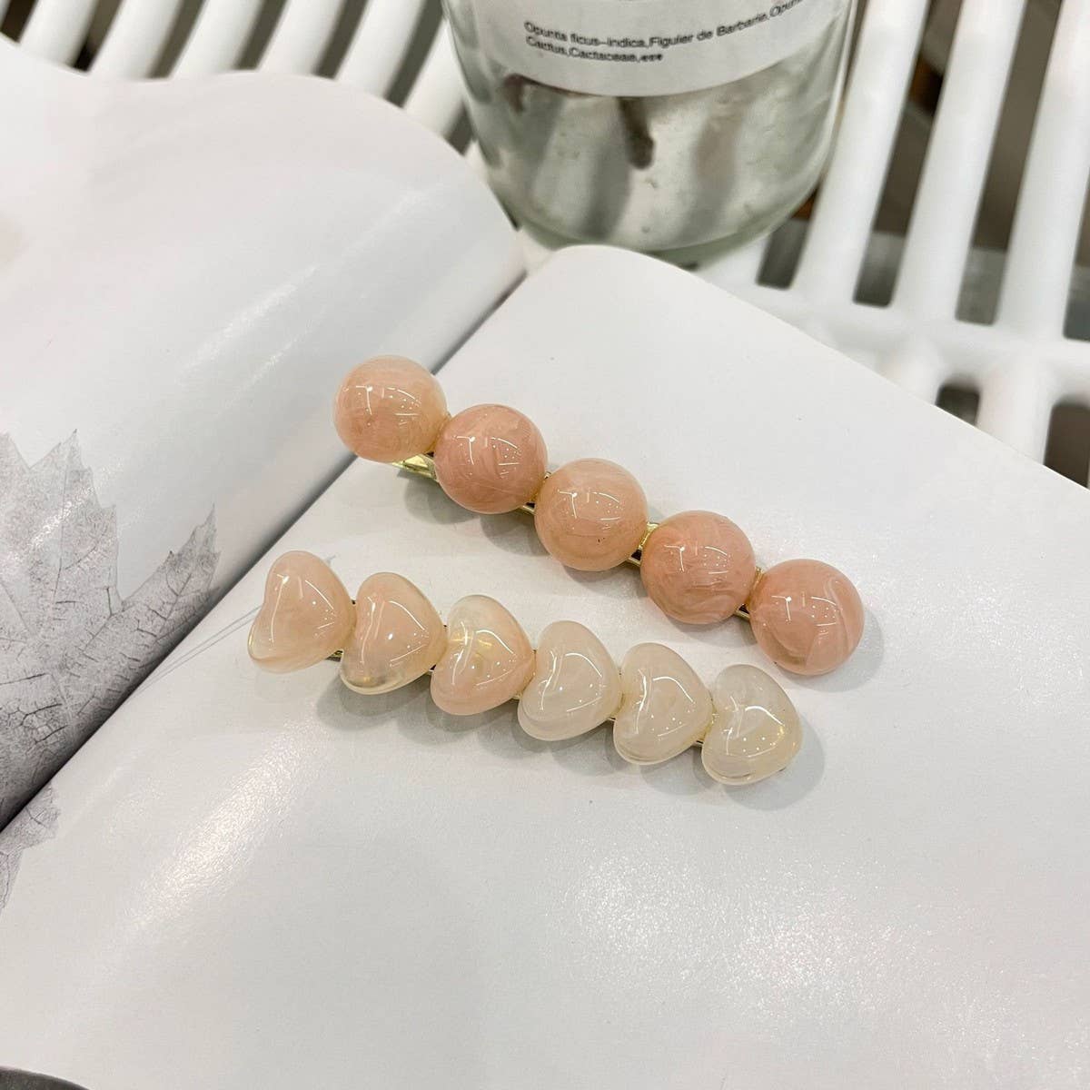 CWAHA5123_FRESH AND SWEET IRREGULAR HEART BANGS HAIRPIN