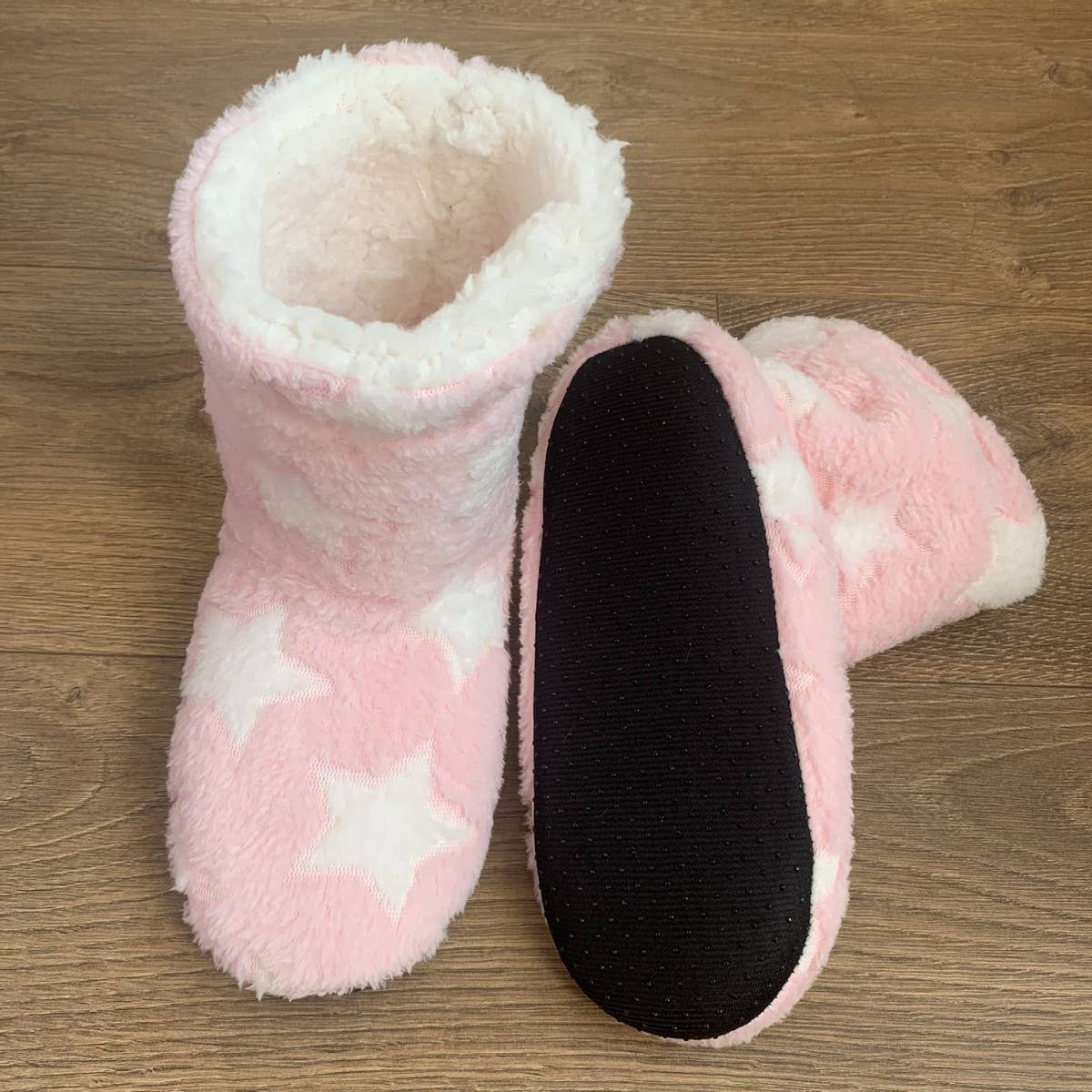 WARM AND SOFT SOLES FOR COMFORT SOCK SLIPPERS