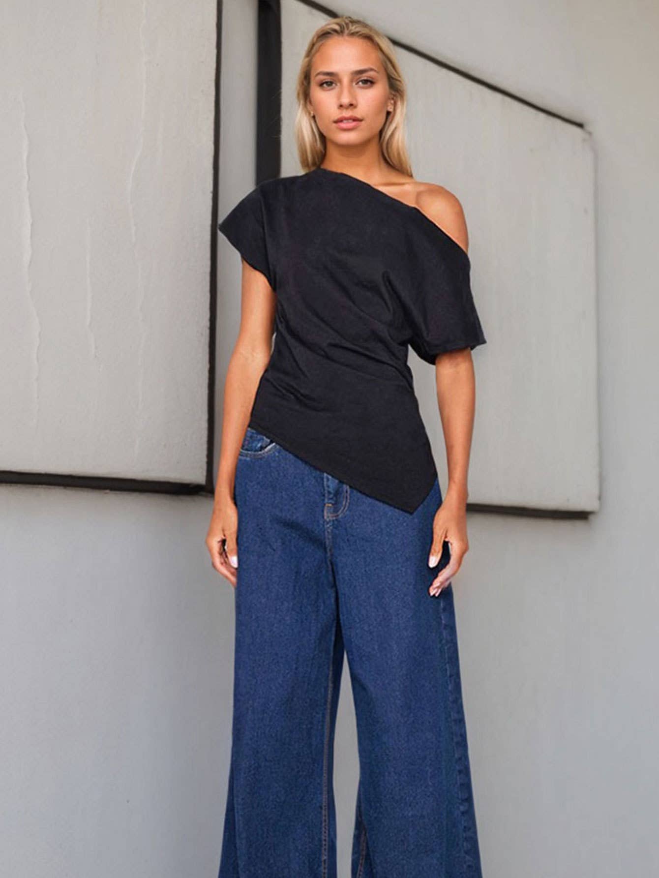 Women¡¯s Chic One-Shoulder Fitted T-Shirt