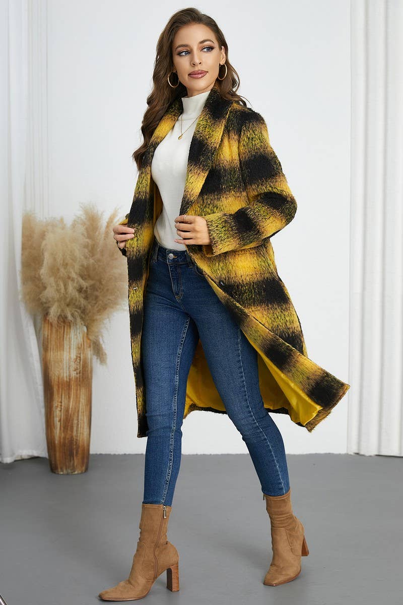 CWOCO0943_DOUBLE-BREASTED LACE-UP OMBR? PLAID COAT