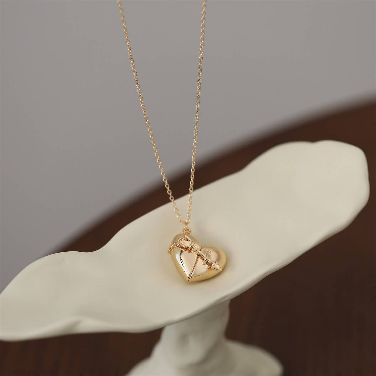 OPEN AND CLOSE HEART PENDANT CLAVICLE NECKLACE_CWMM3904