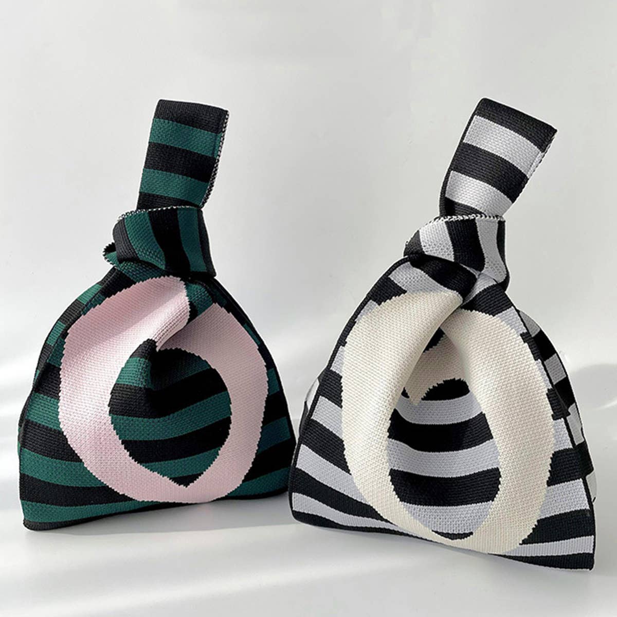 STRIPED LOVE KNITTED SHOULDER TOTE BAG_CWAB1514