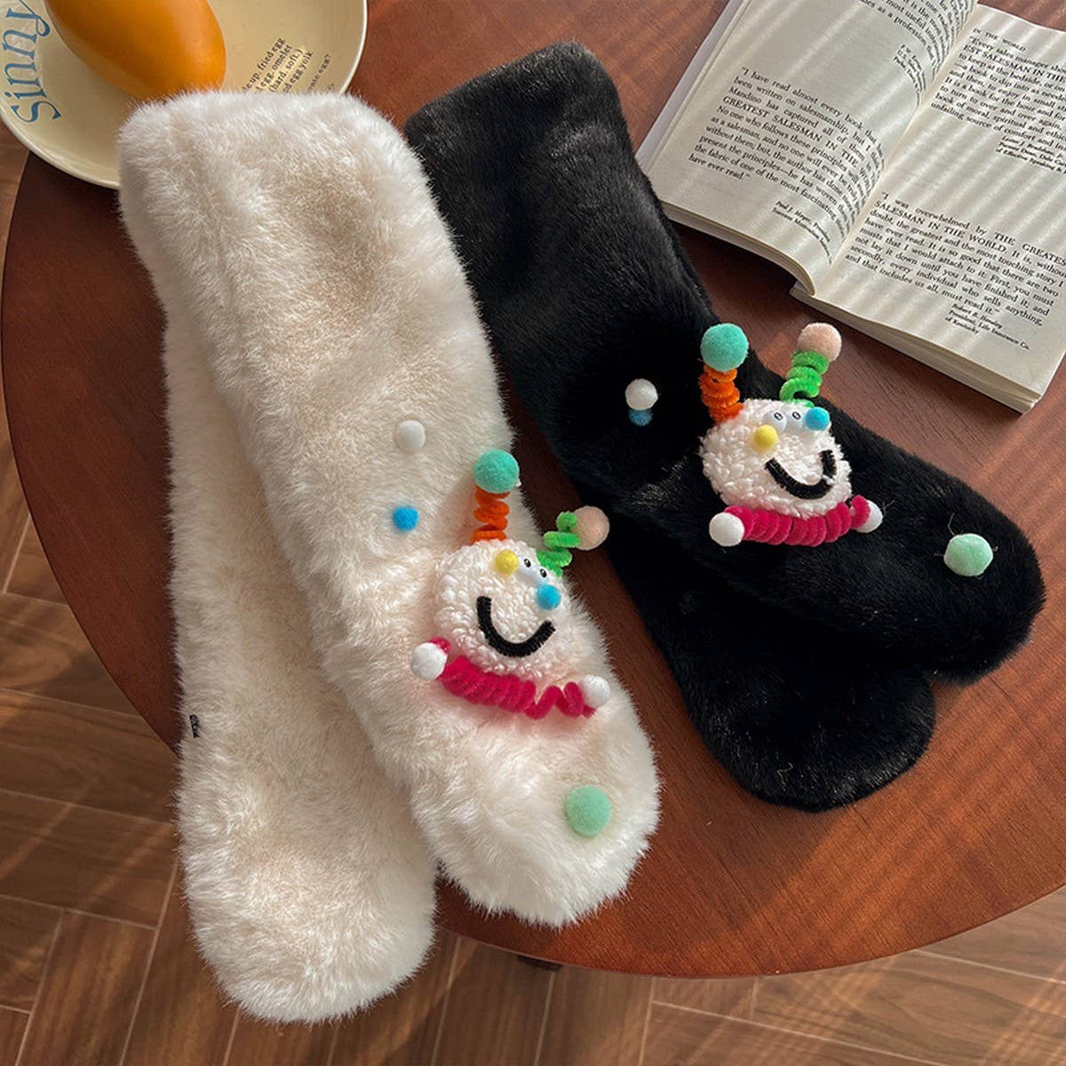 CUTE AND FUNNY ALL-MATCH THICK WARM CROSS SCARF