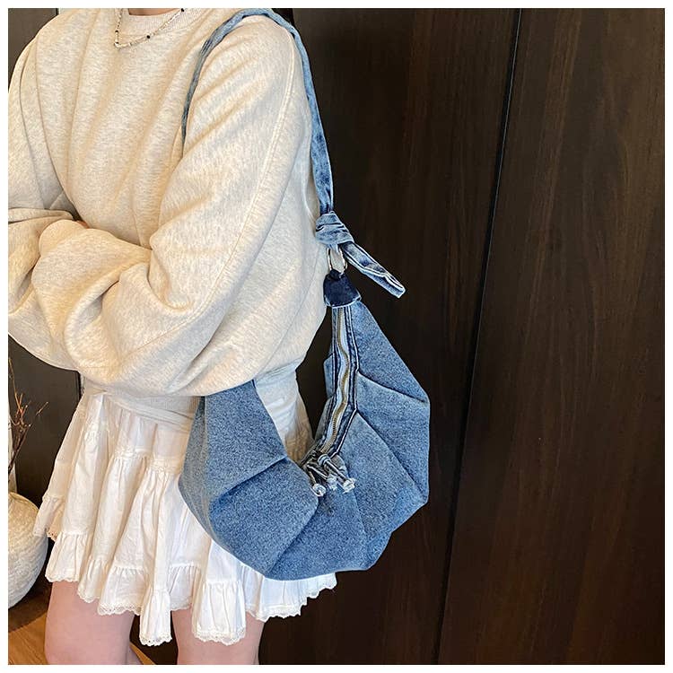 Creative fashionable pleated single-shoulder bag