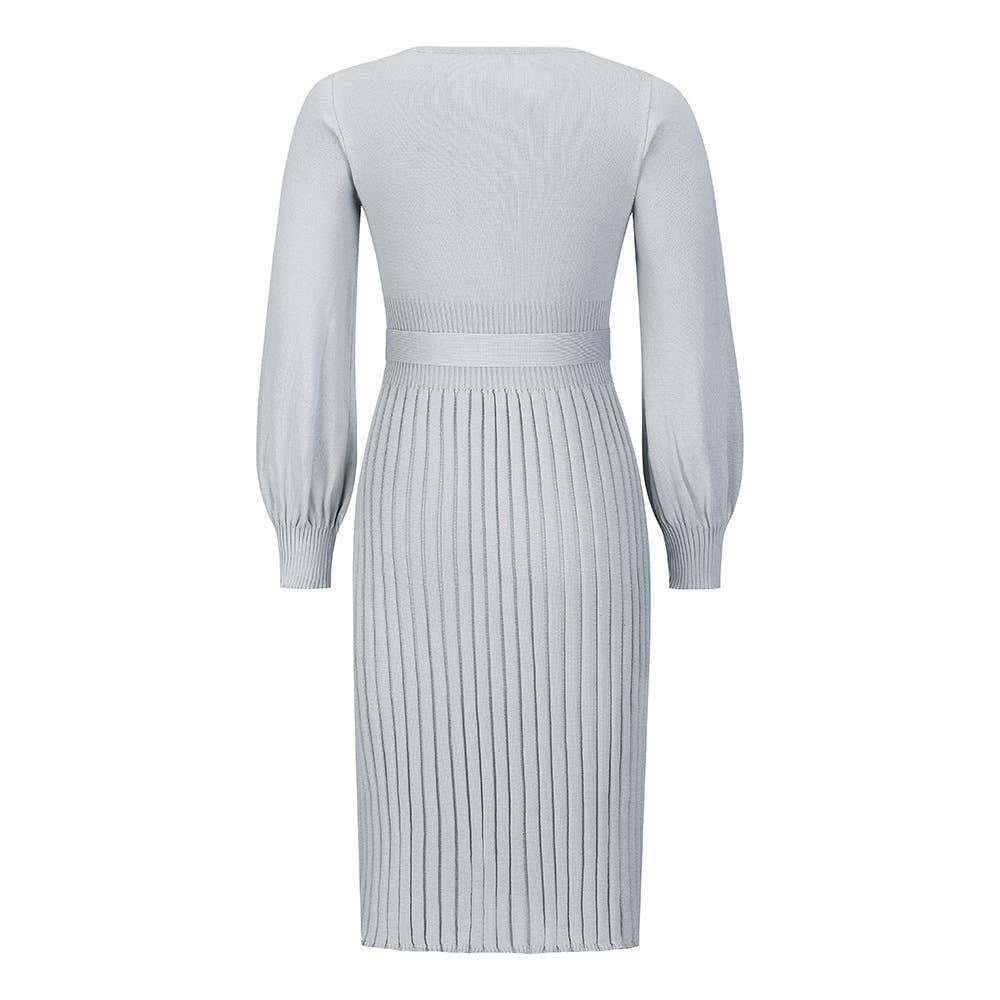 Fitted pleated mid-length knitted dress