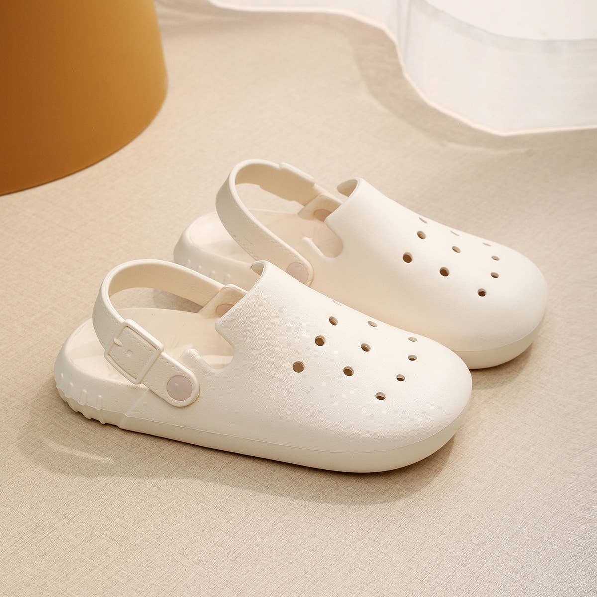 OUTDOOR CASUAL NON-SLIP HOLE SANDALS_CWSHS0643