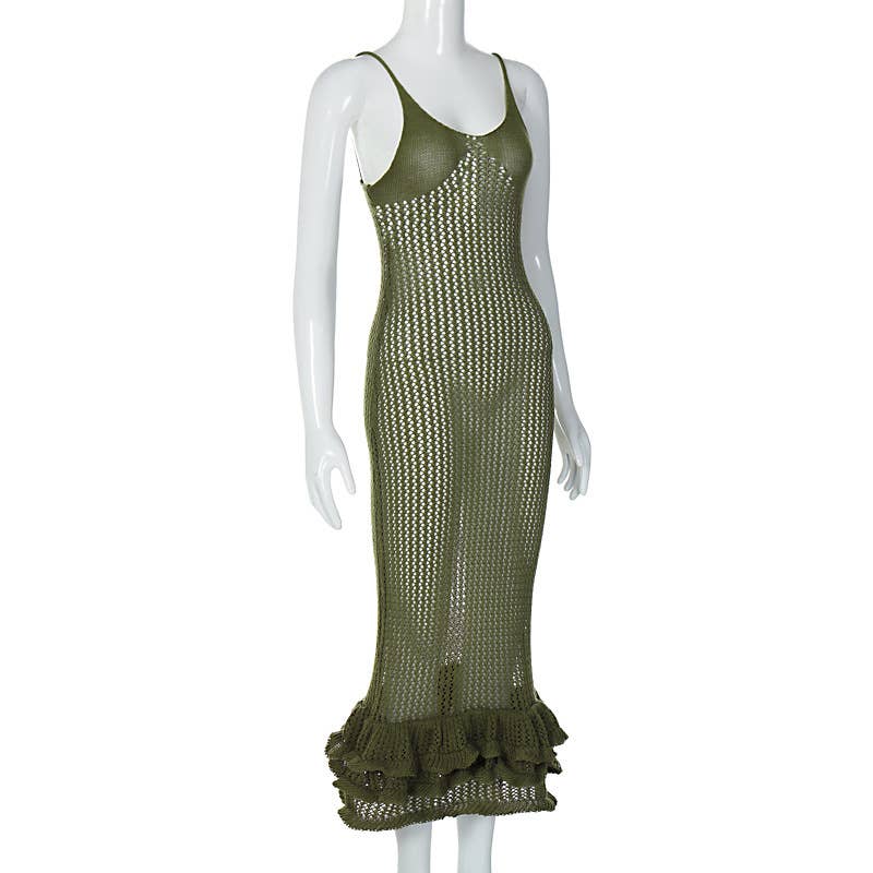 SLIM-FIT KNITTED DRESS WITH BACKLESS WOODEN EARS