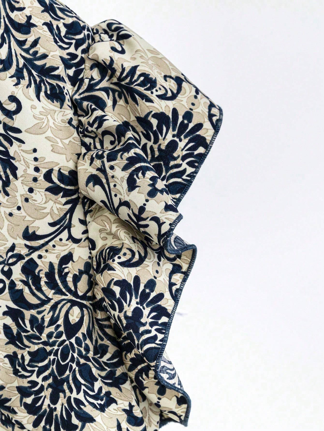 Solid color pantsuit lotus sleeve printed top