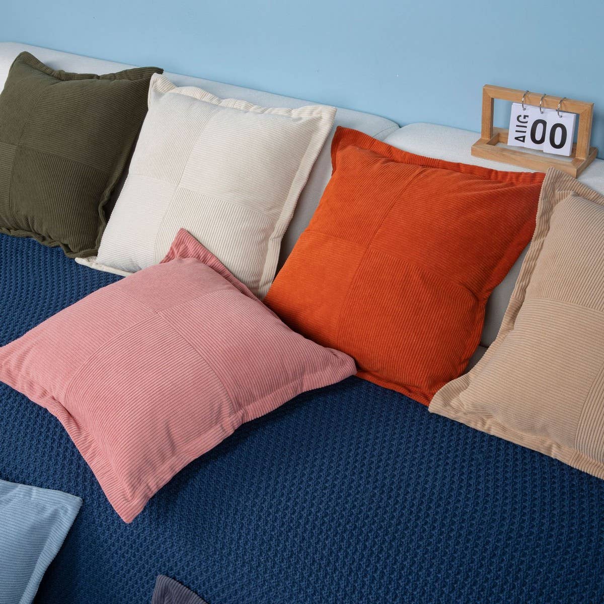 MODERN MINIMALIST WIND LAMP CORE VELVET PILLOWCASE