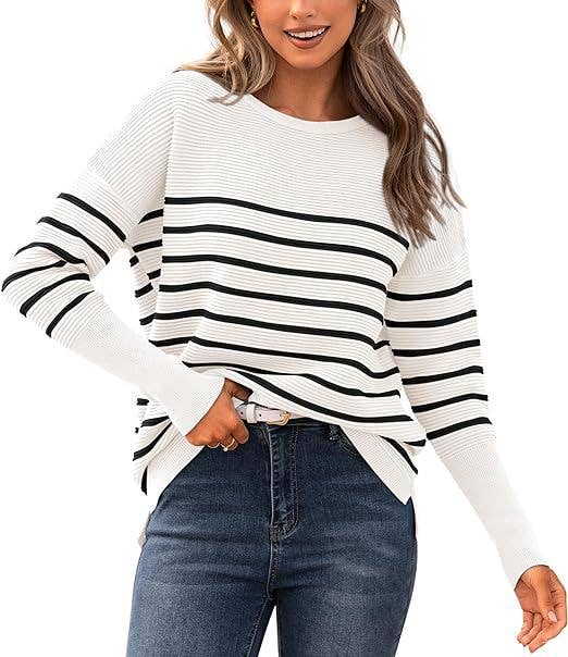 SOLID COLOR SWEATER WITH STRIPED CREW NECK