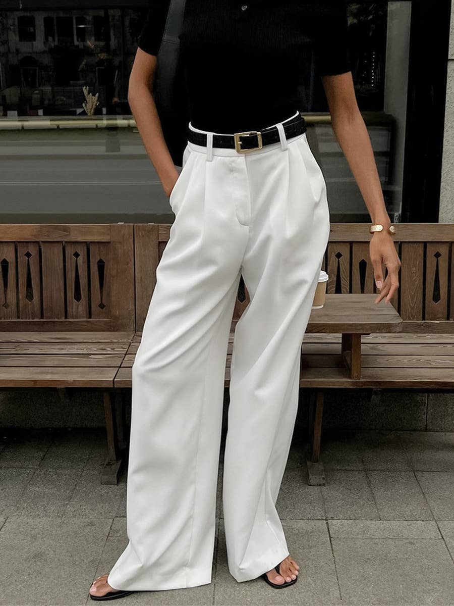 High-waisted wide-leg pants for stylish commuting