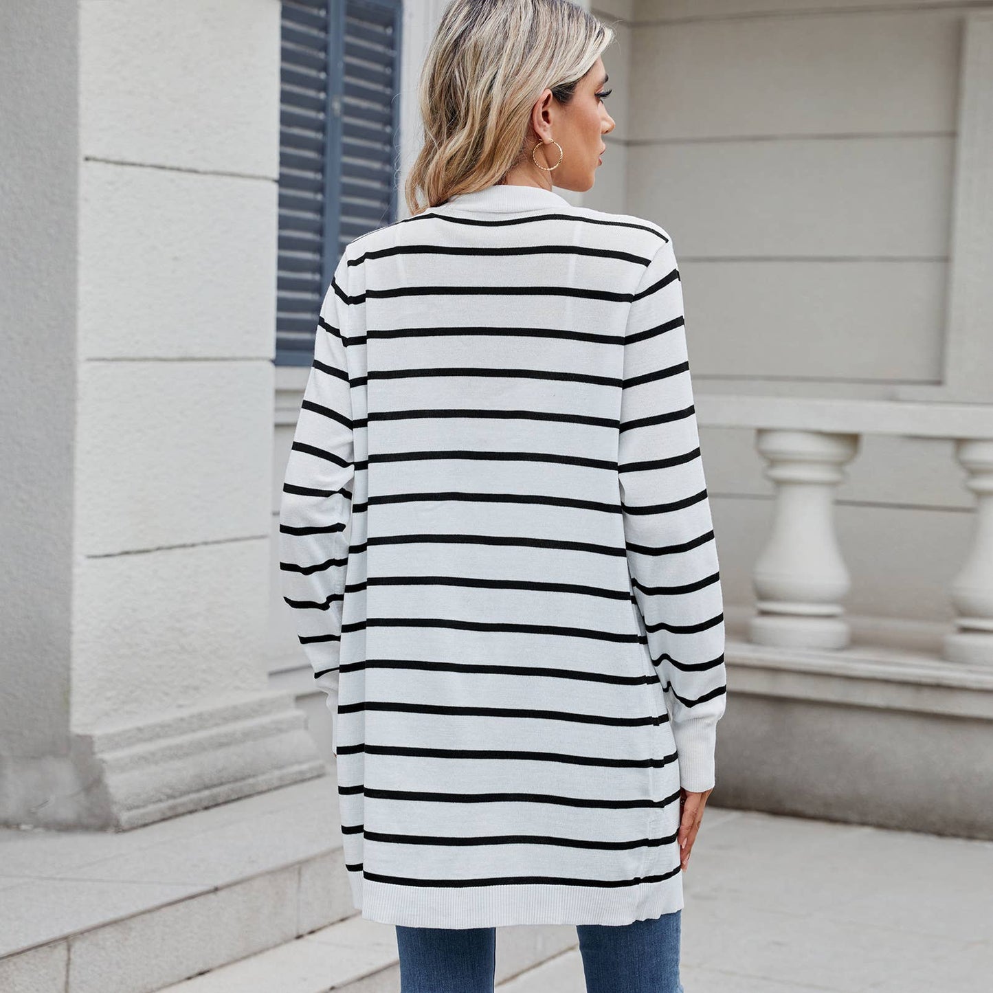 Long knitted striped cardigan without buttons