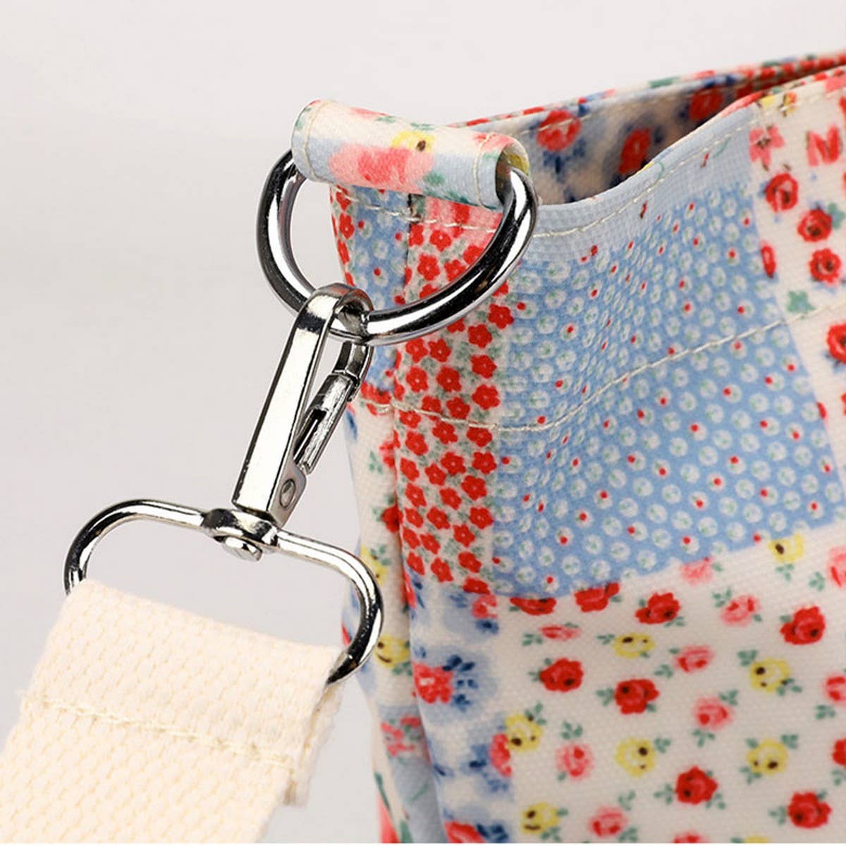 OXFORD PRINTED NYLON LIGHTWEIGHT SHOULDER BAG_CWASC1784