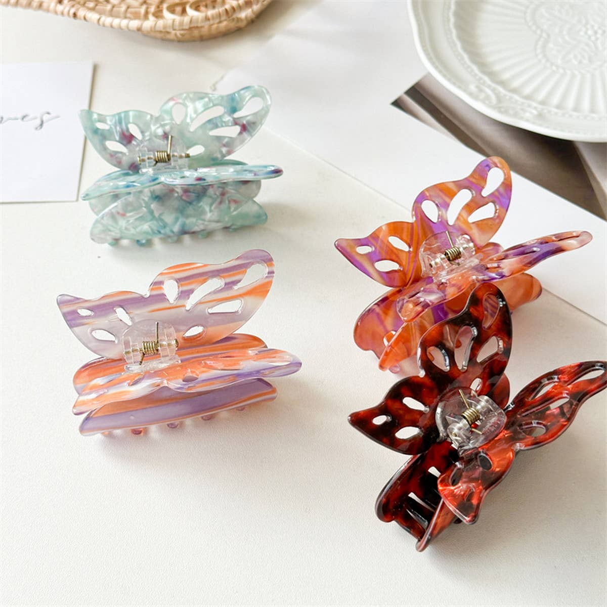 New Large Hollow Butterfly Hair Claw Women's Clip_CWAHA1028