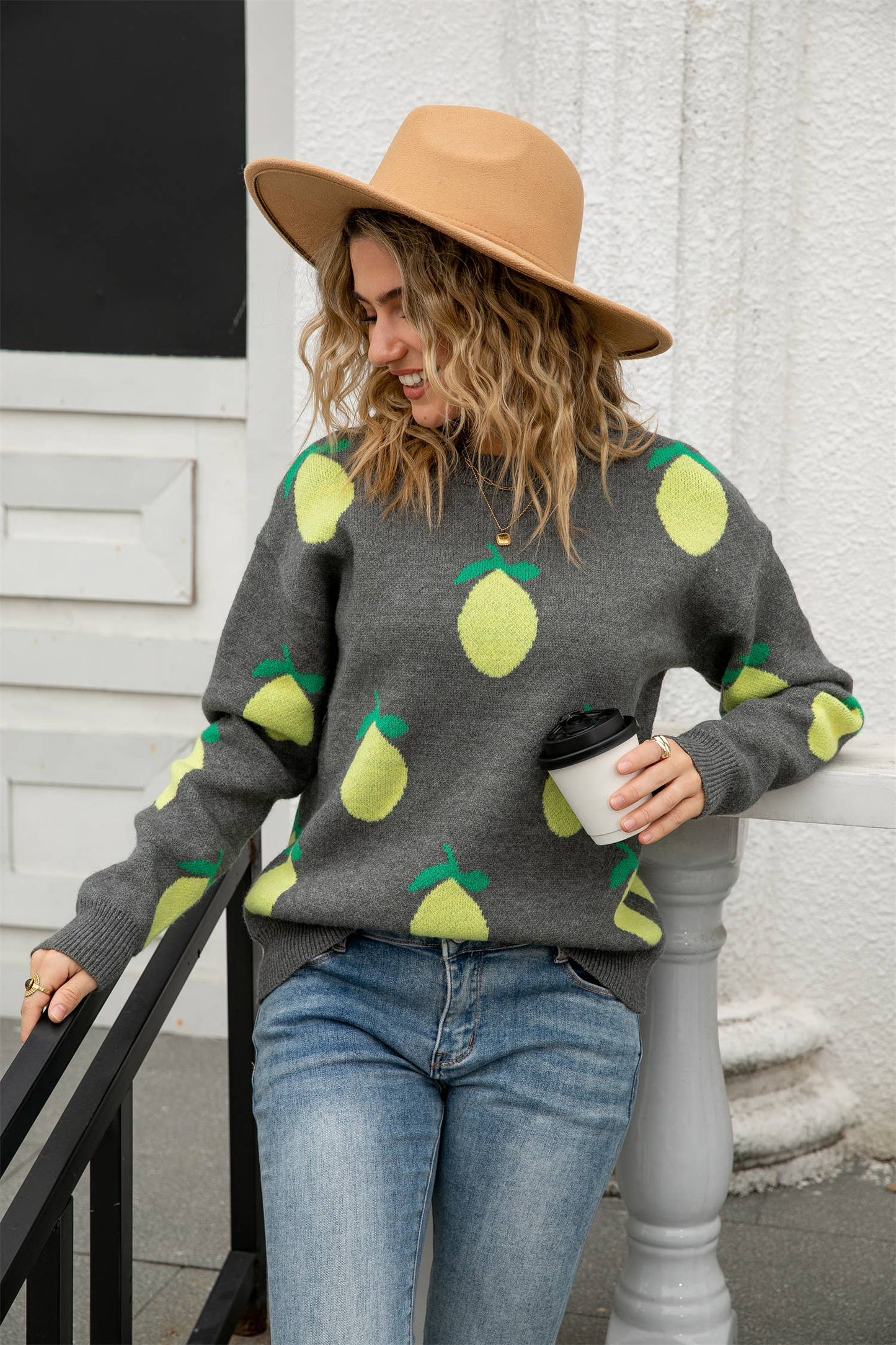 Lemon jacquard round-neck knitted sweater