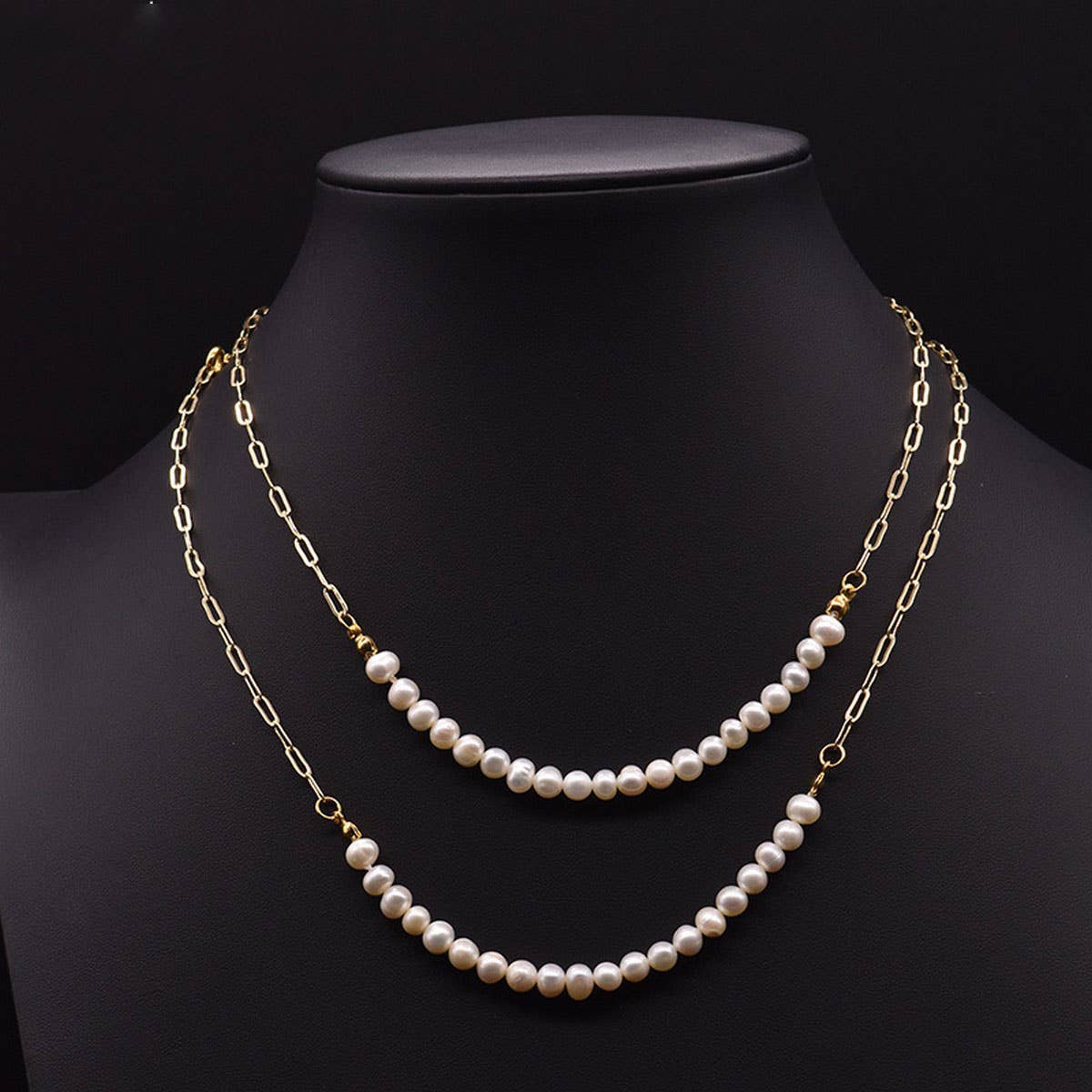 WOMEN'S NATURAL FRESHWATER PEARL NECKLACE