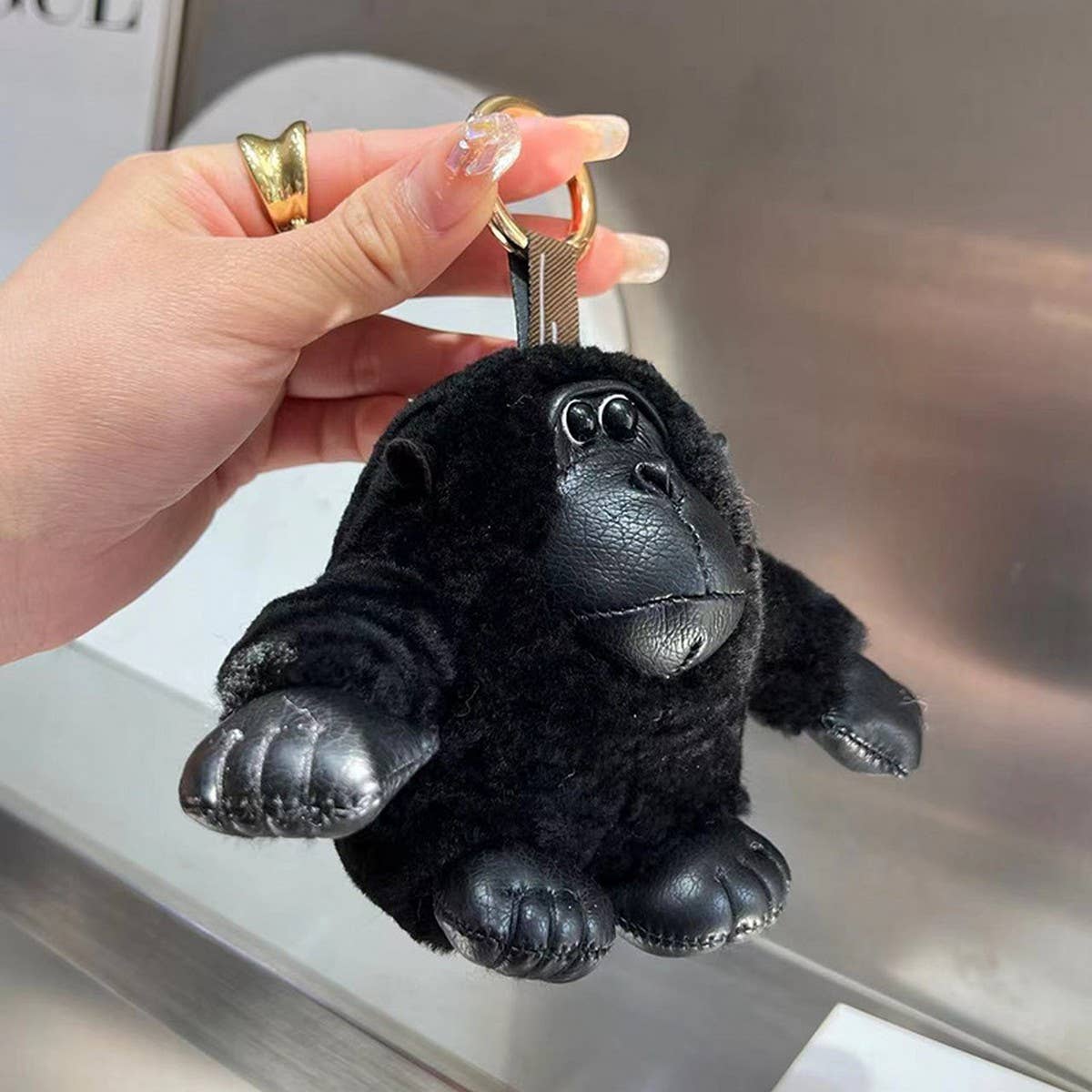 CUTE WOOL CHIMPANZEE CAR KEYCHAIN FUR PENDANT